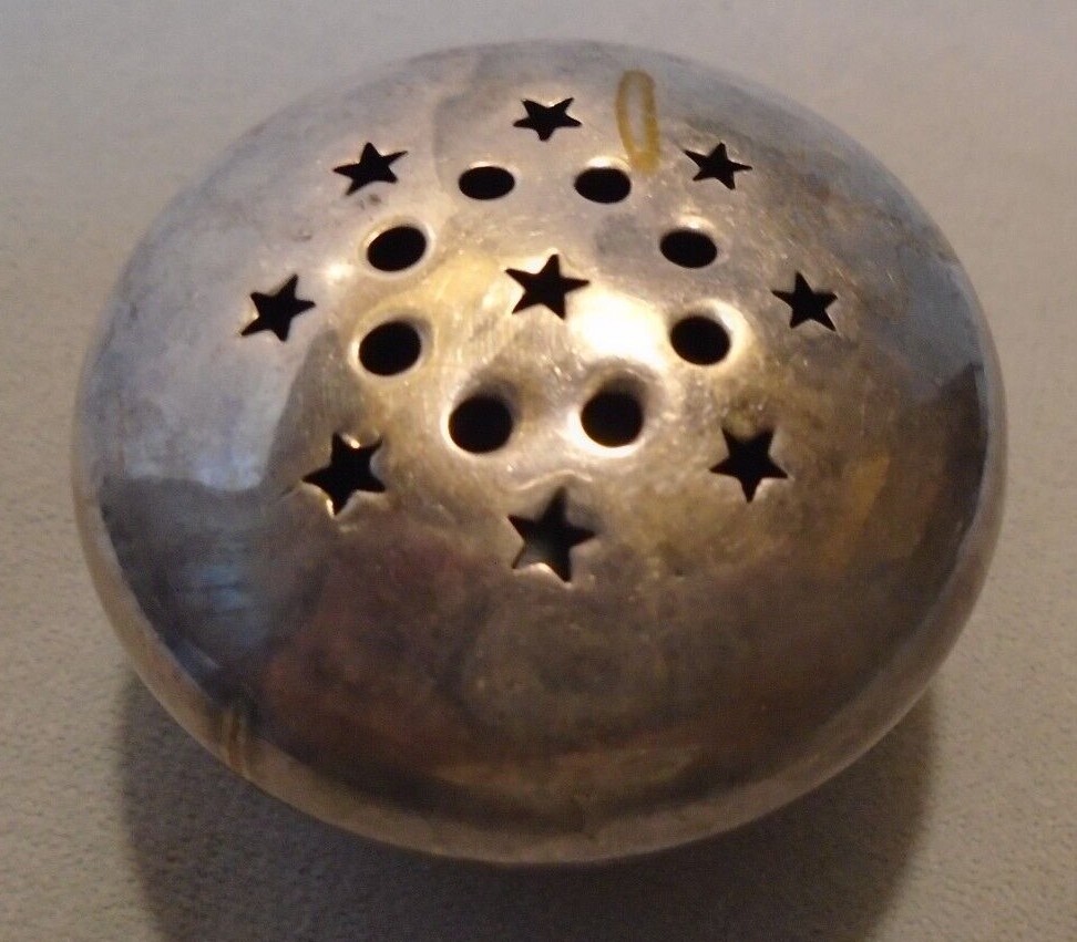 Lid, Silver Plate Powder Sugar Stars 1.5" Across Bottom 1.25" Tall VTG Free Ship