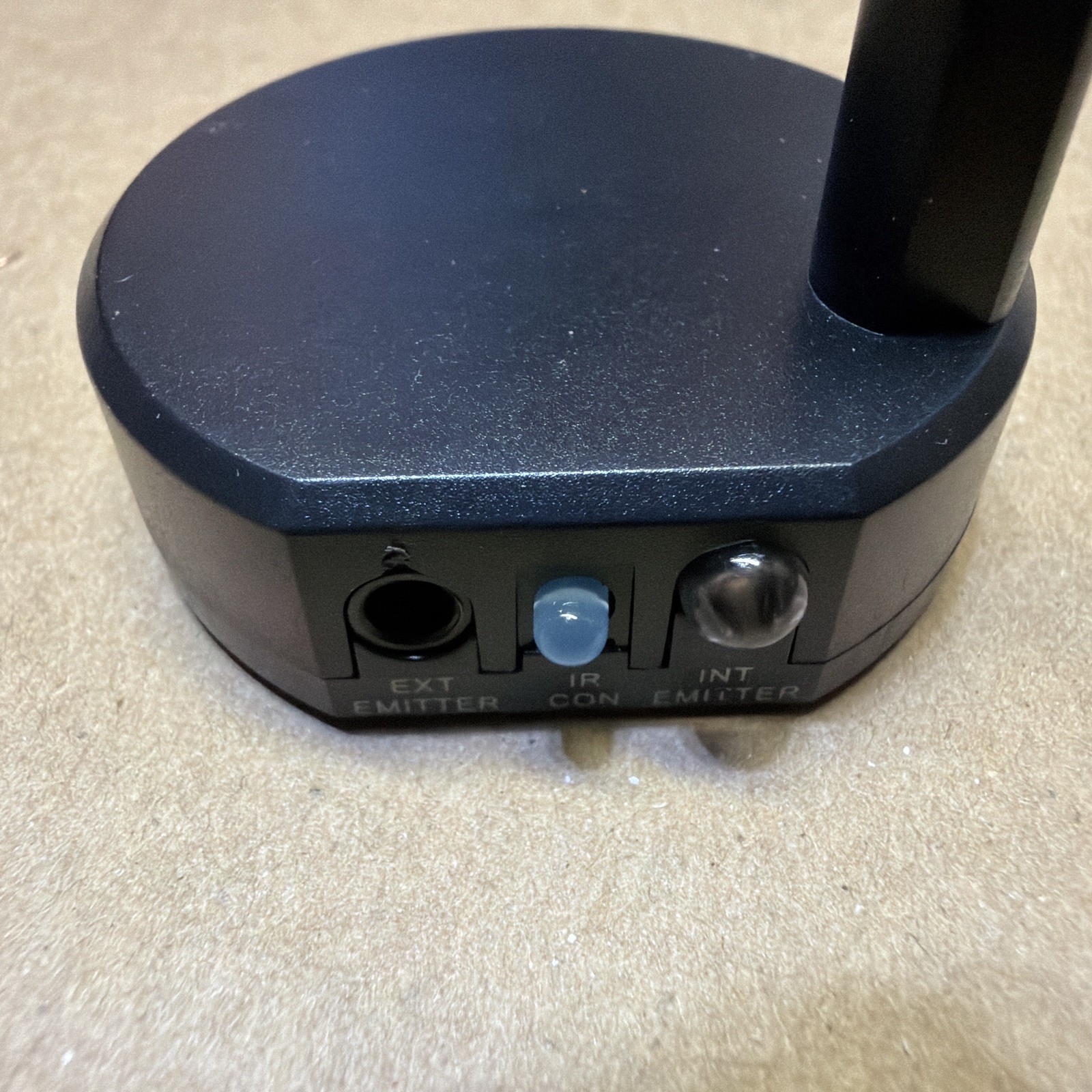 Vanco WIR-KIT Wireless IR Infrared Remote Control Transmitter Receiver