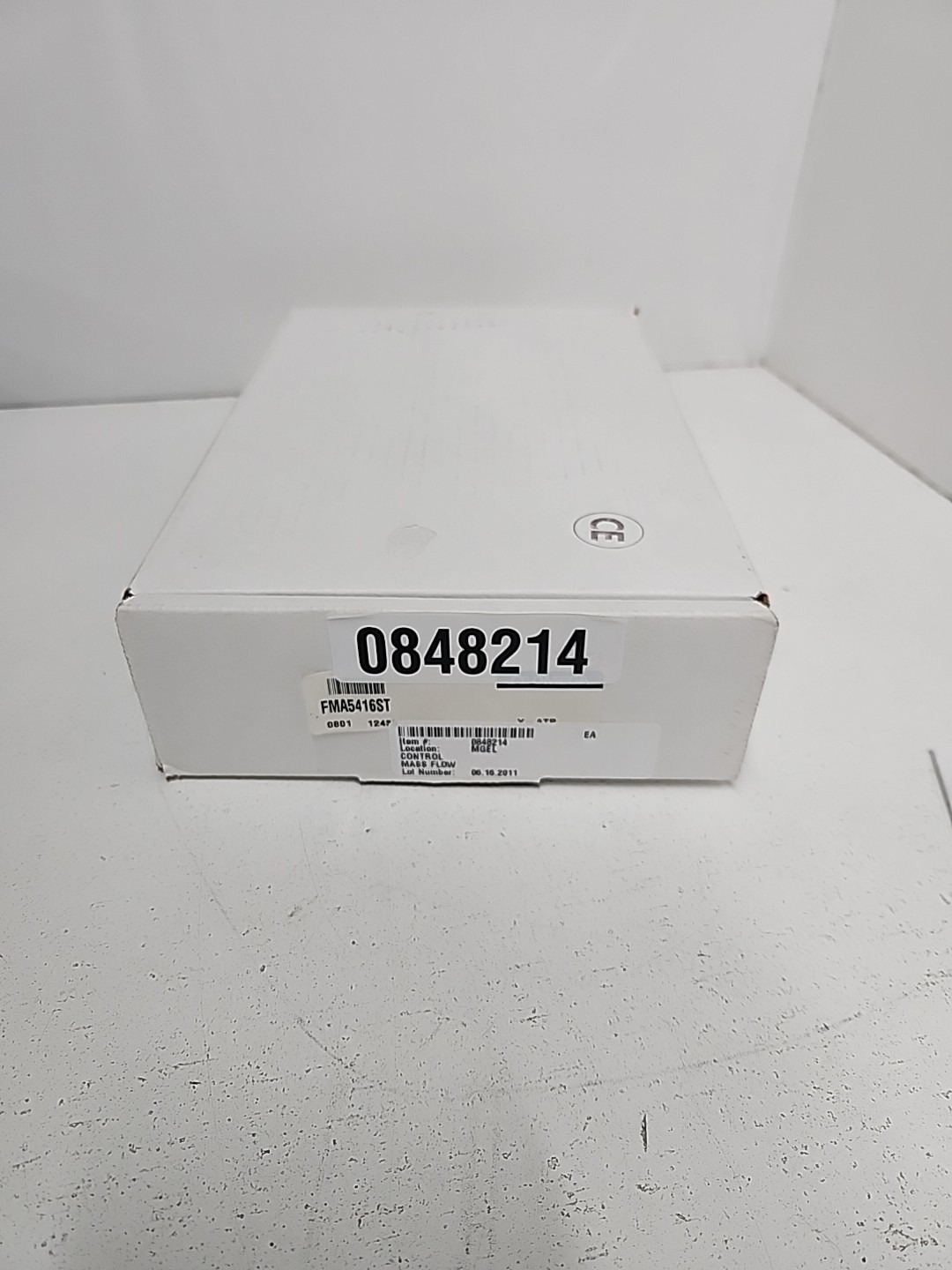 Omega Mass Flow Controller FMA5400/5500 Series- Model FMA5416ST N2 **NOS**