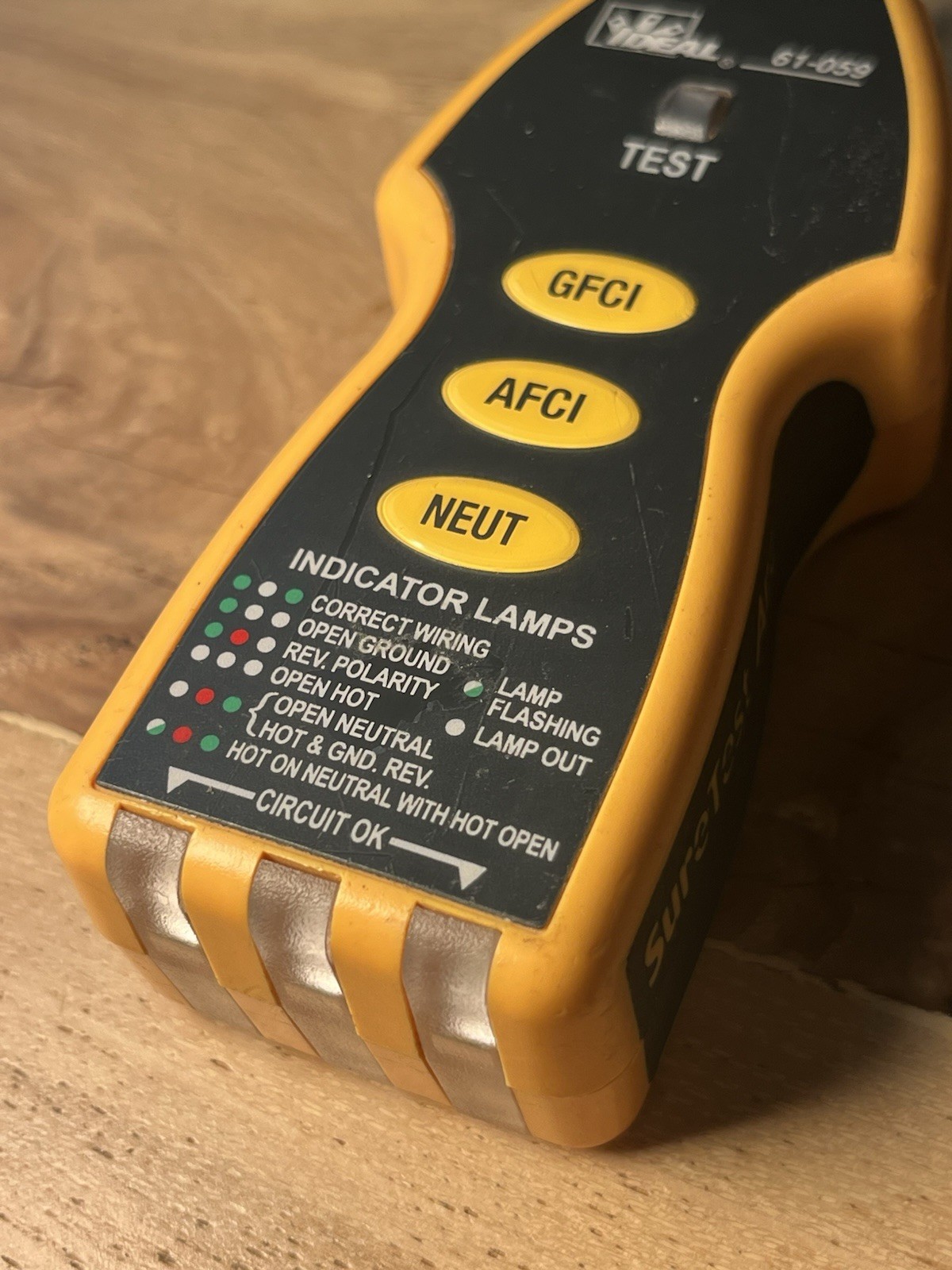 Ideal 61-059 GFCI AFCI Circuit Tester / Voltage Continuity Tester