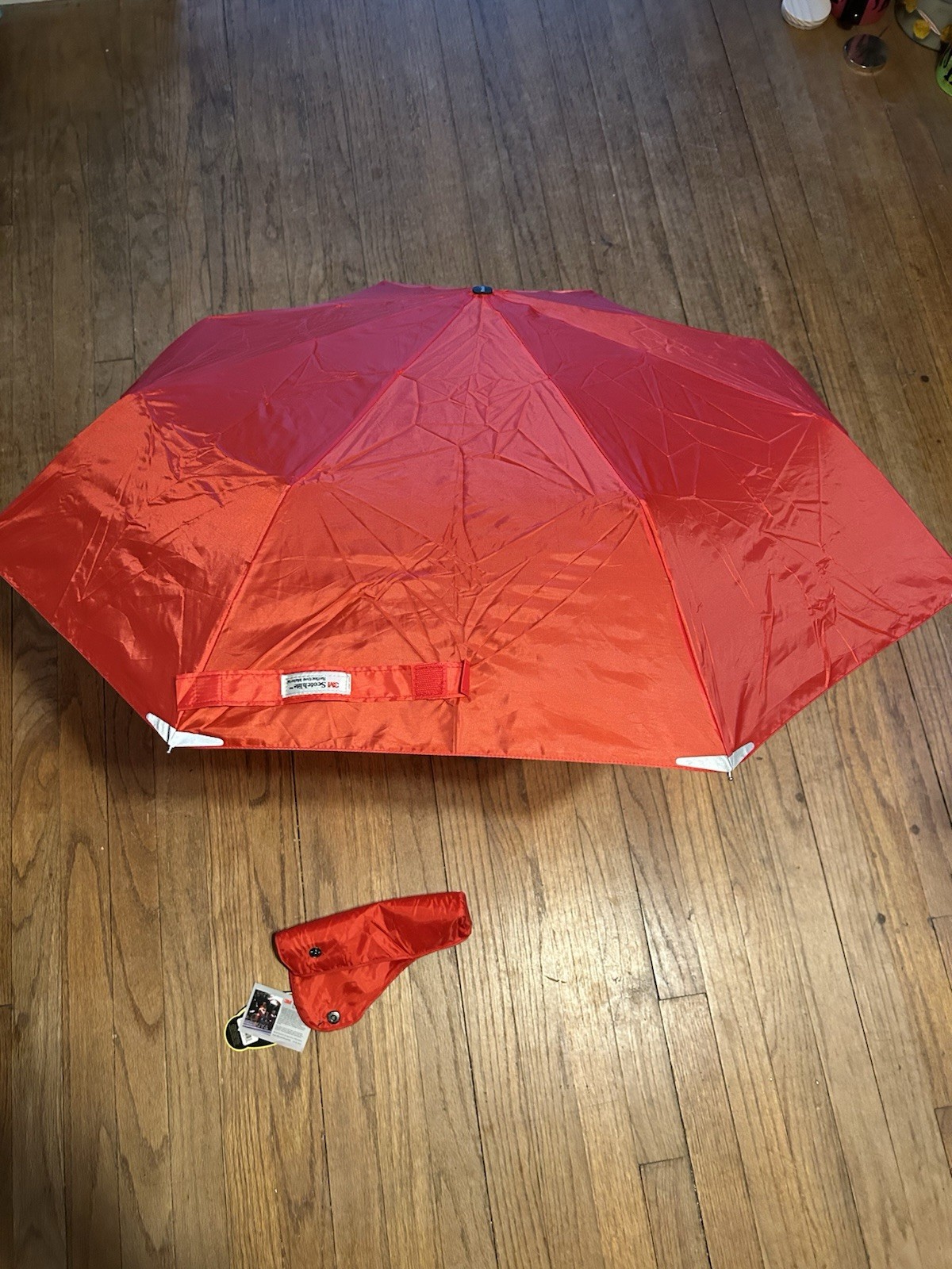 Shed Rain 3M Scotch Lite Auto Push Button Umbrella Reflective Material Red New