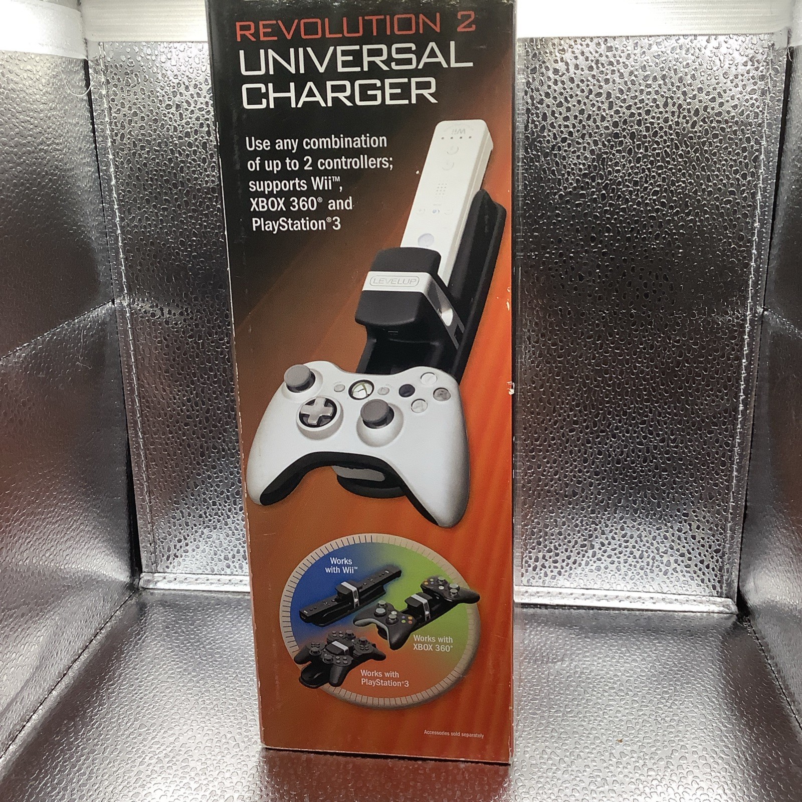 Levelup Revolution 2 Universal Controller Charger Xbox 360, Sony PS3, Nintendo