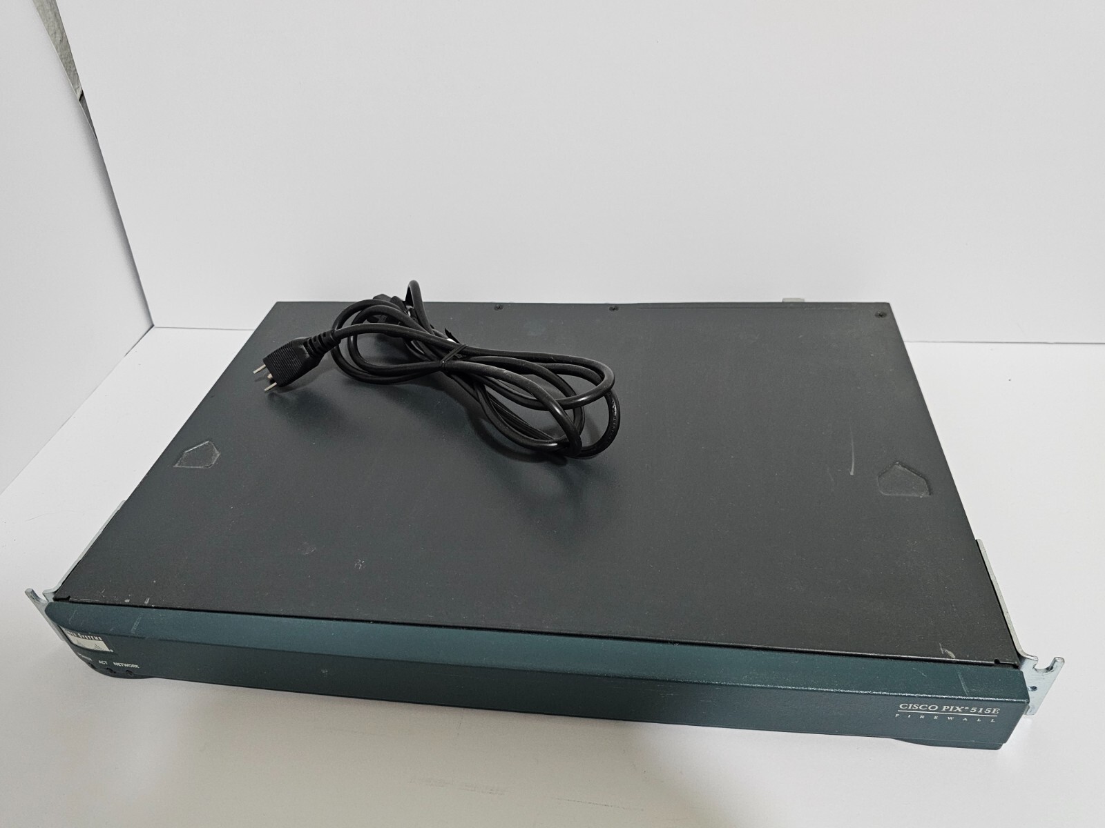 Cisco PIX-515E-UR-FE-BUN PIX 515E Unrestricted 6-port VAC+ Firewall w/ Brackets