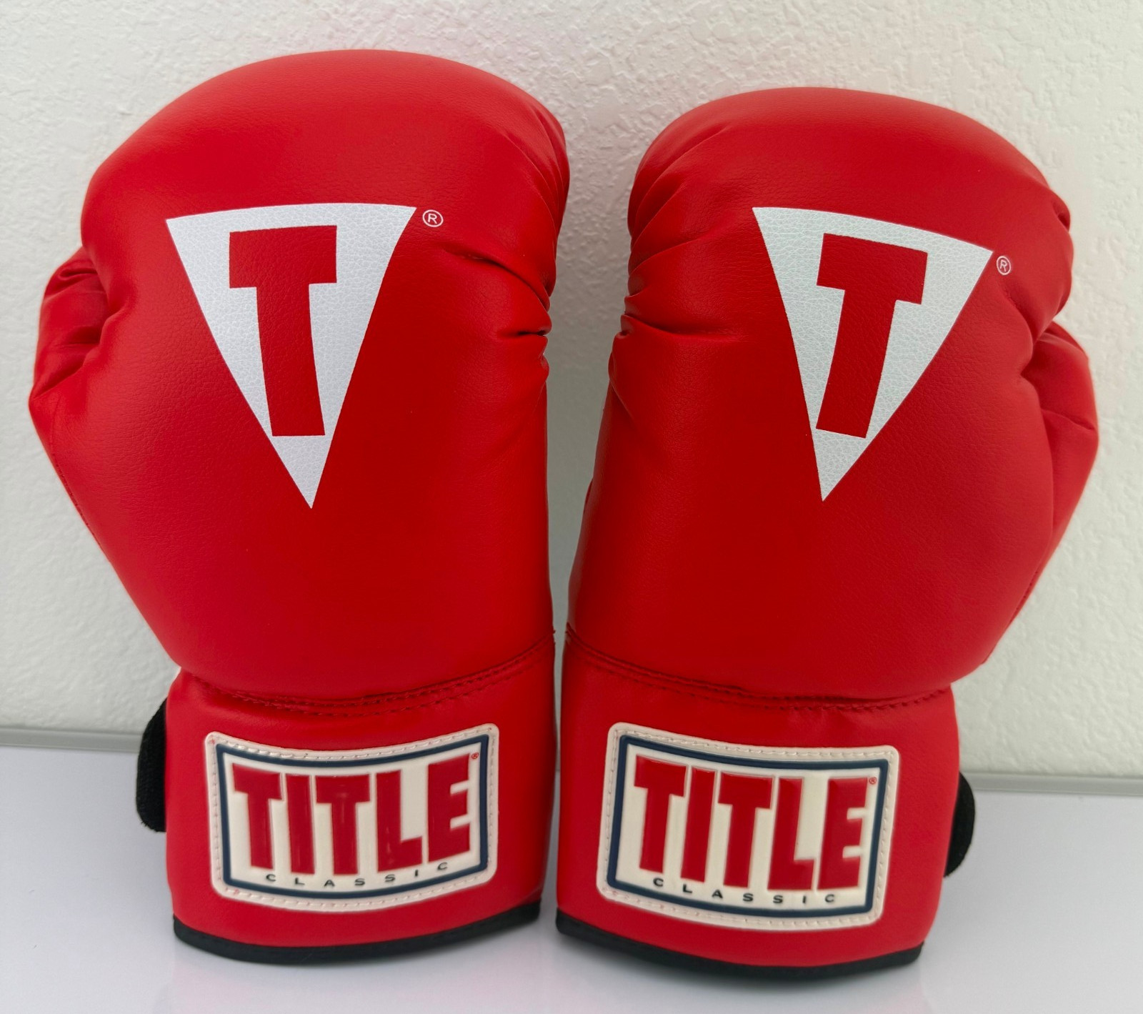 Title Boxing Classic Training Boxing Gloves Red/White Size Youth