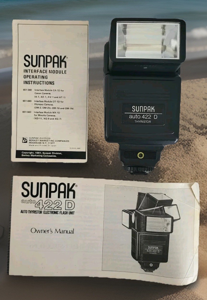 Sunpak Auto 422D Shoe Mount Flash for  Canon **NOT TESTED