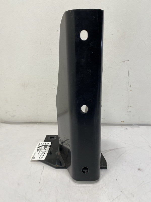 Freightliner MT55 Cab Mount A1865189003 (630-10883)