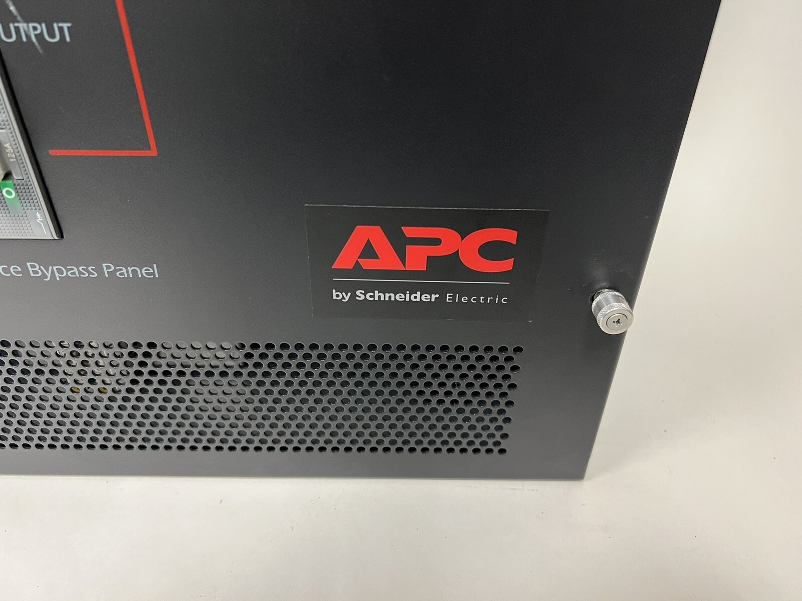 APC SBPSU20K30F-WP Maintenance Bypass Panel 20-30kVA 208V Wallmount