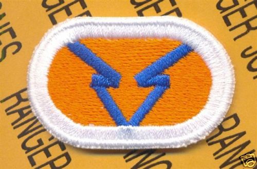 982nd Combat Camera Signal Airborne para oval patch #2