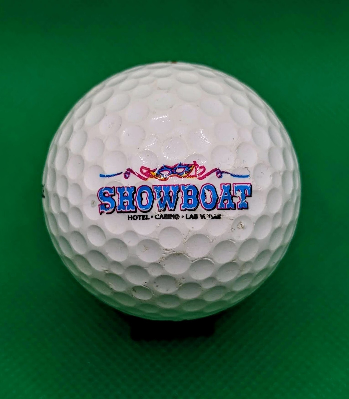 Showboat Hotel and Casino logo golf ball *CLOSED* (Las Vegas, Nevada)