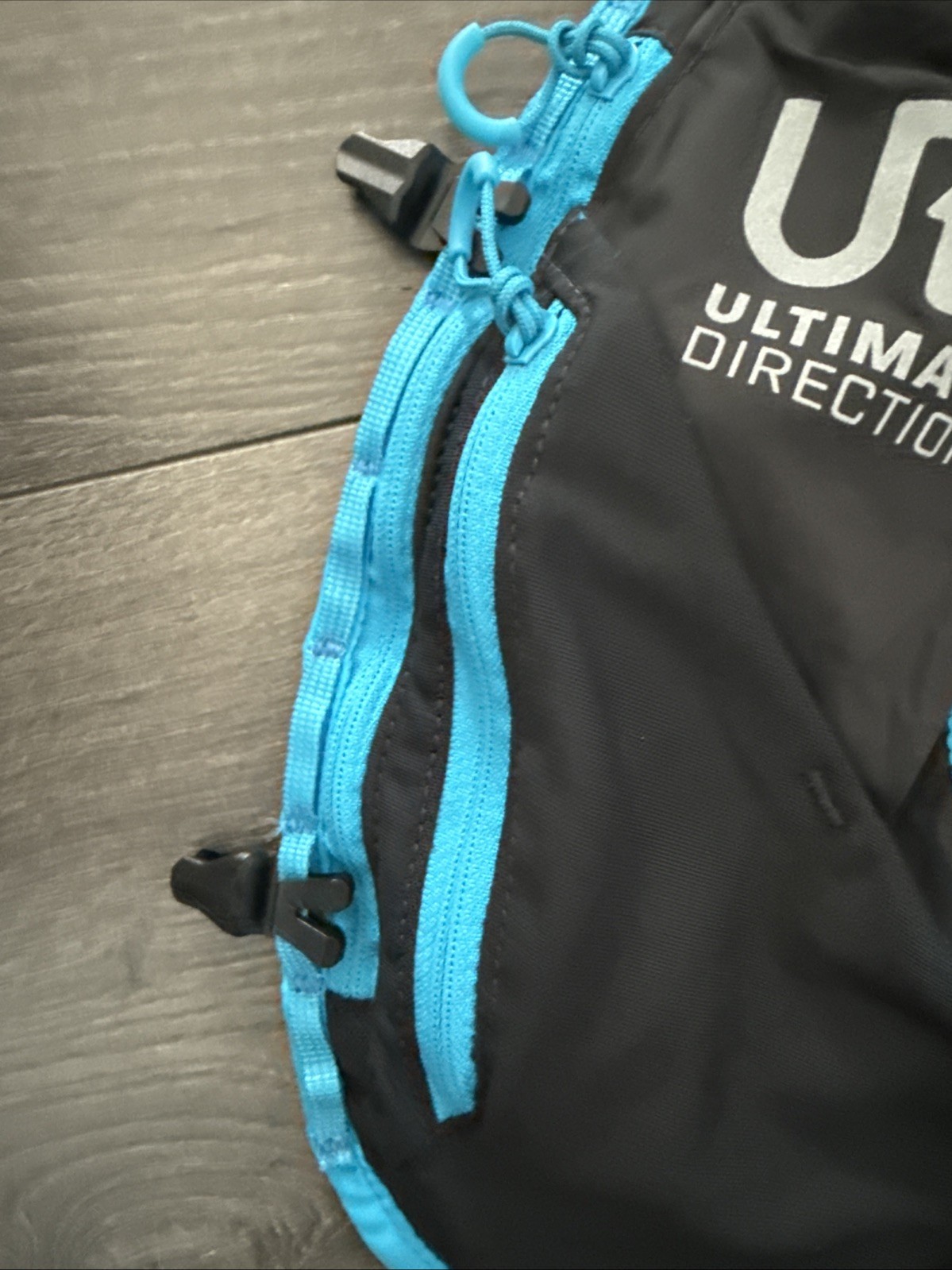 Ultimate Direction Adventure 17L Hydration Running Vest S/M