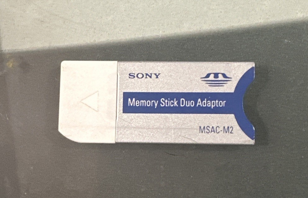 SONY MEMORY STICK DUO ADAPTOR MSAC-M2