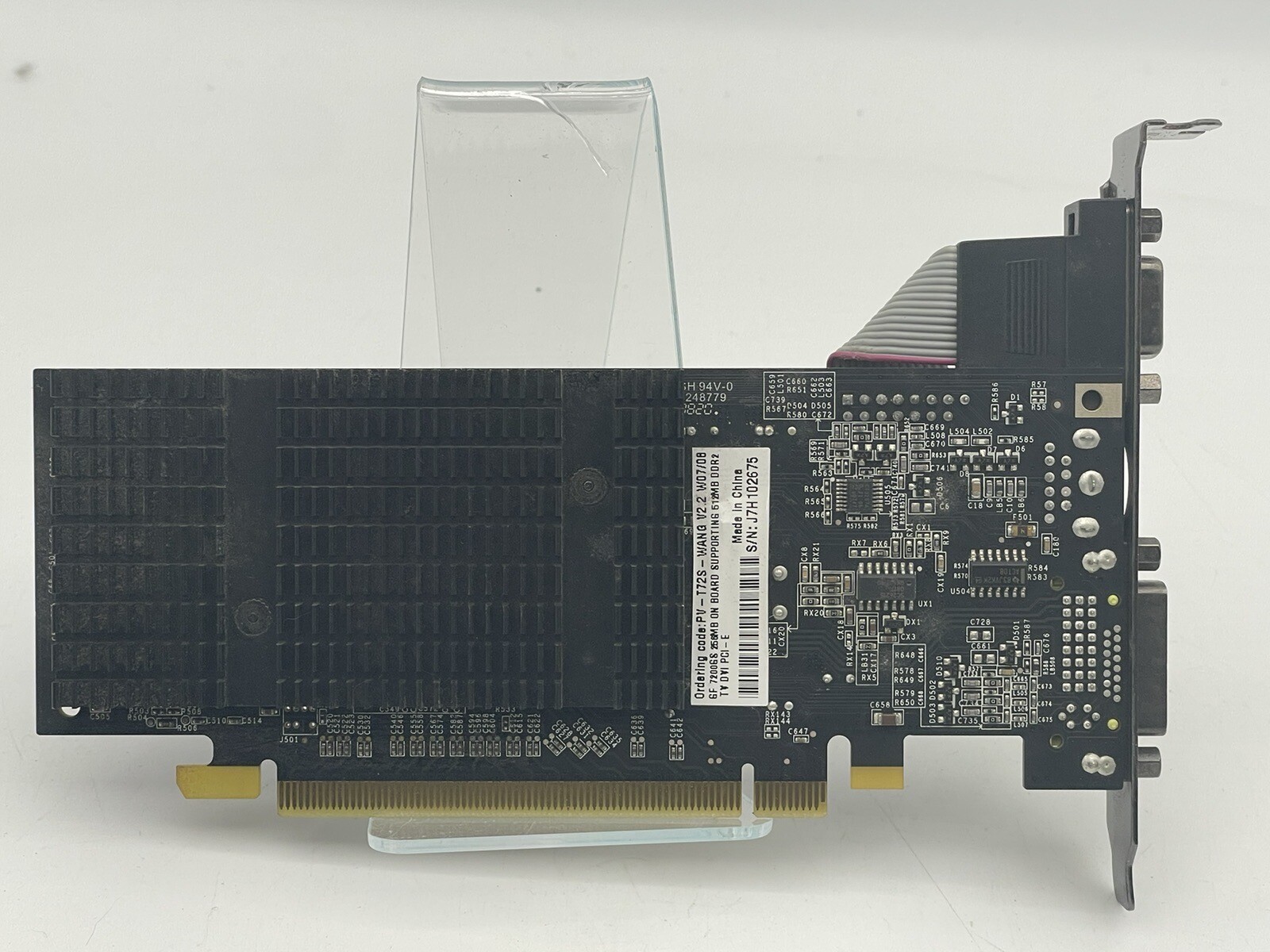 XFX pv-t72s-wang v2.2 W07/08 GF 7200GS 256MB DVi/VGA/S-Video PCiE Video Card