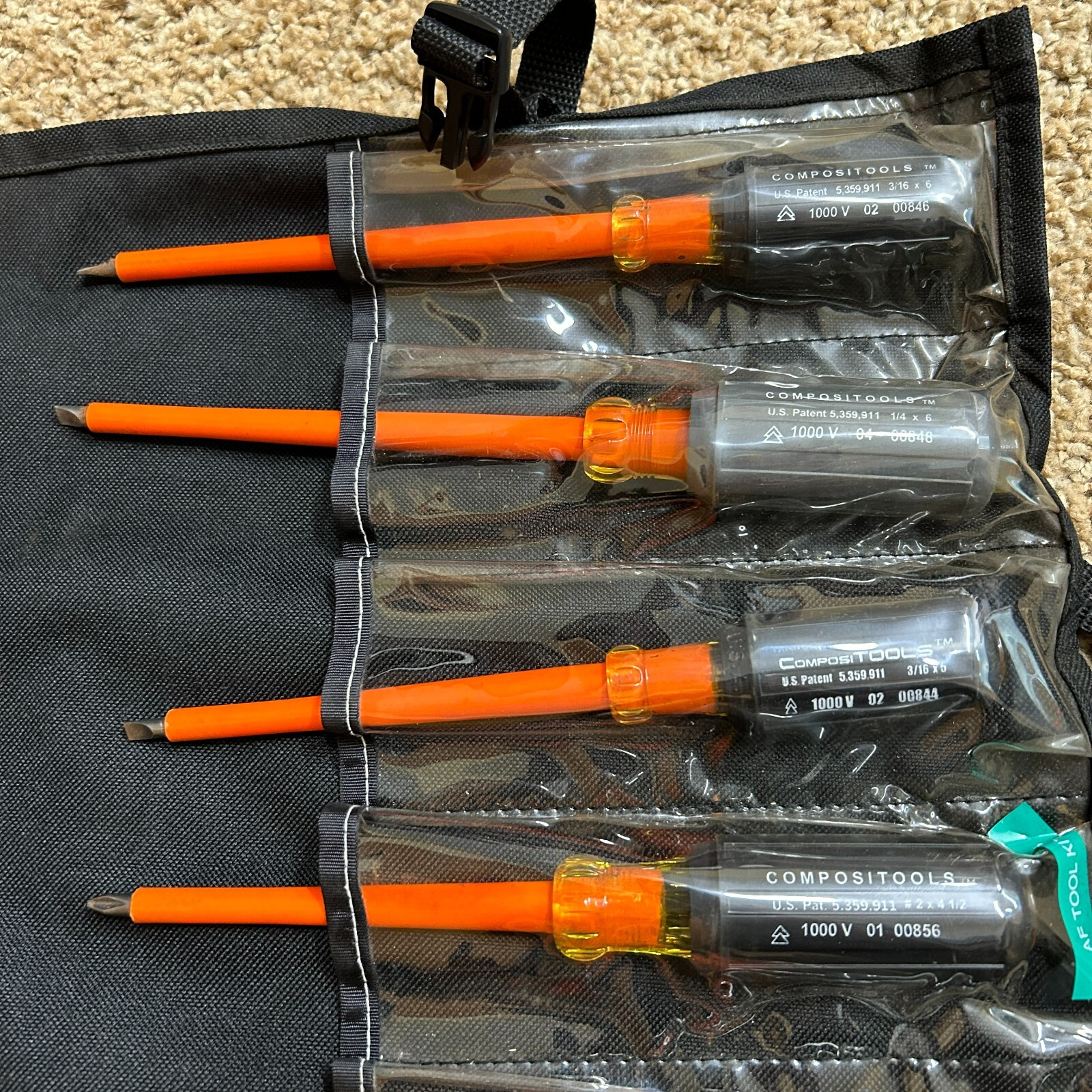 Cementex Basic Electrician's Tool Kit Set of 9 with Roll Case TR-9ELK