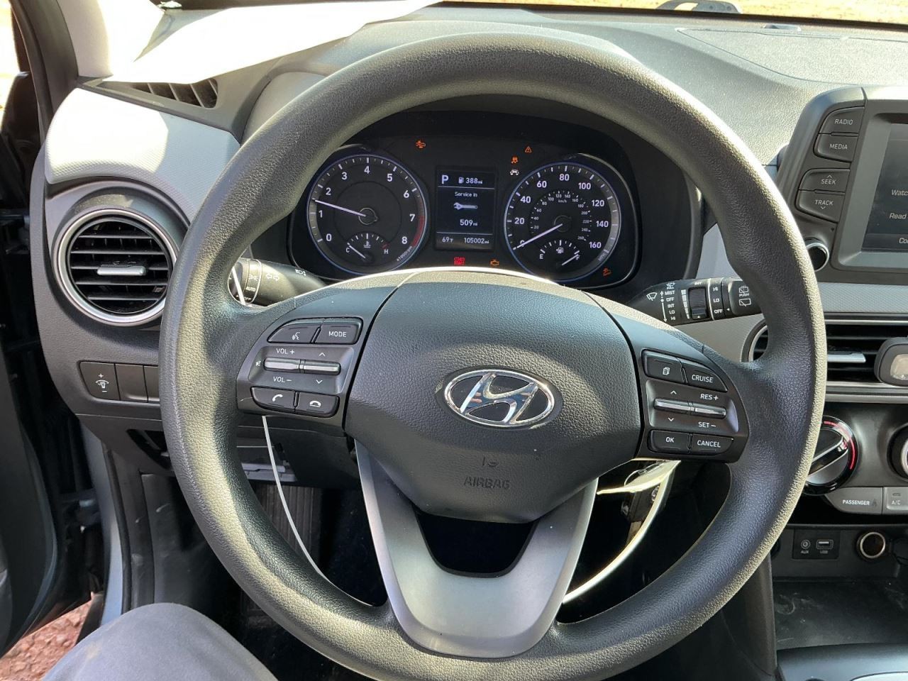 KONA 2021 Glove Box 4982914