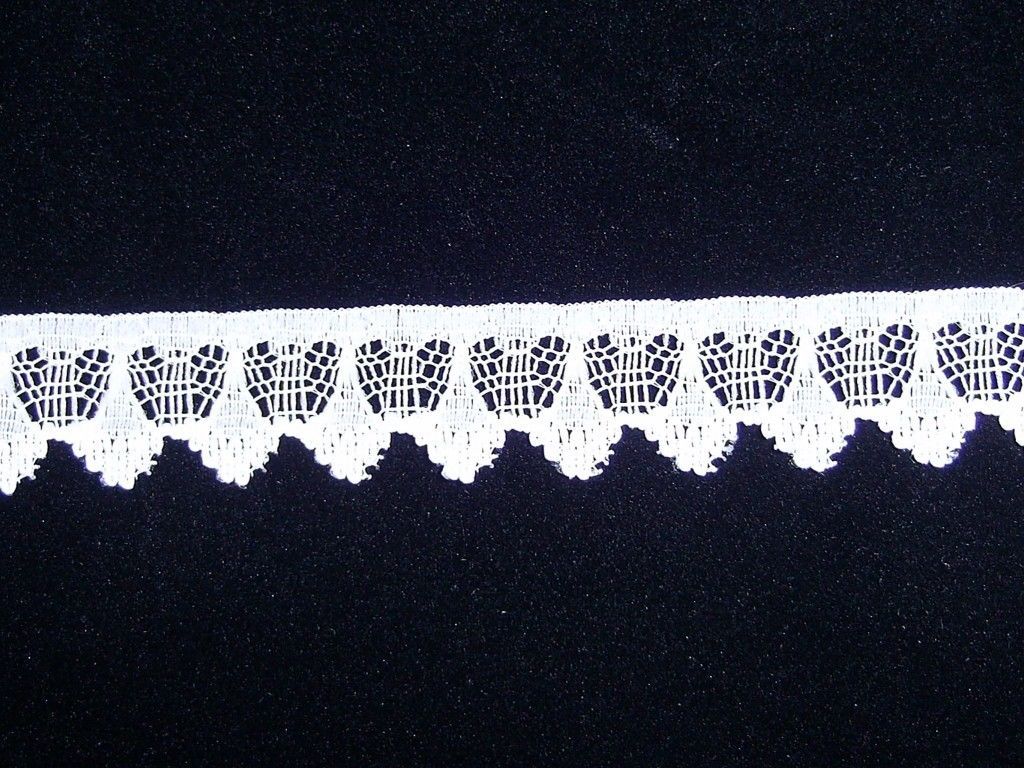 New White 3/4" Flat Lace Polyester Craft Sewing Trim Hearts Design Per 10 Yards