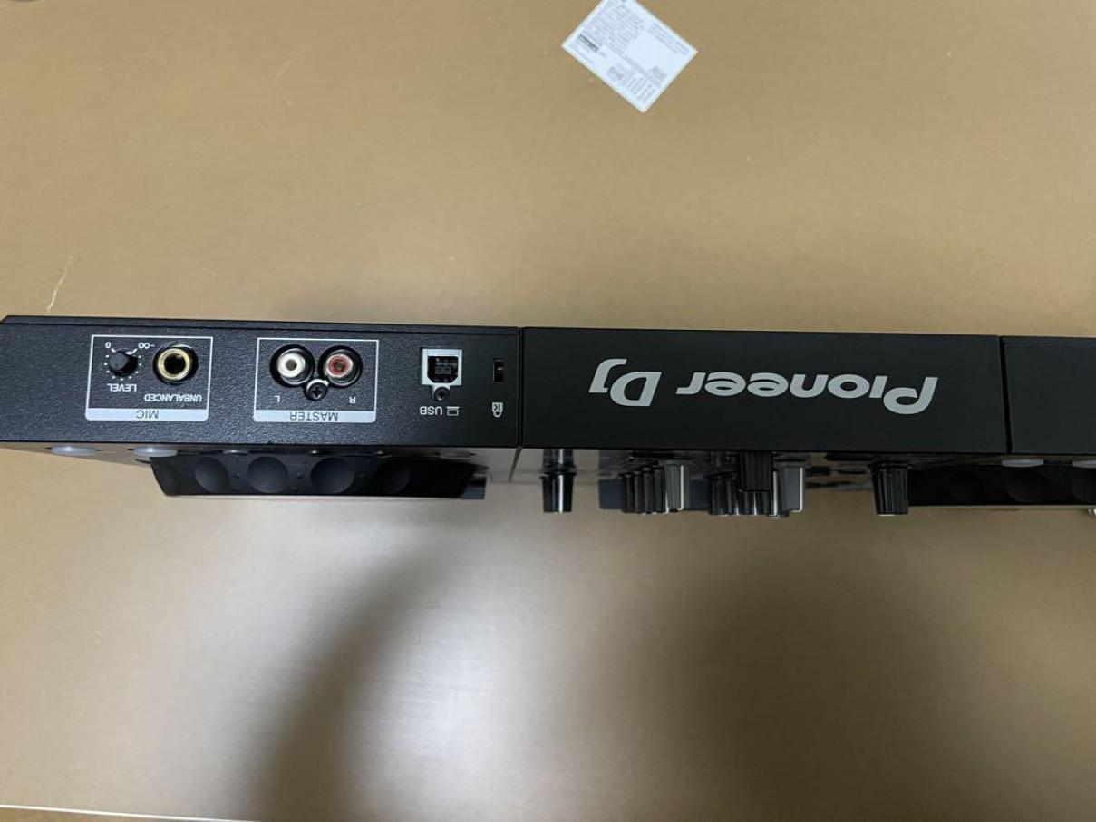 Pioneer DDJ-400 DJ Controller