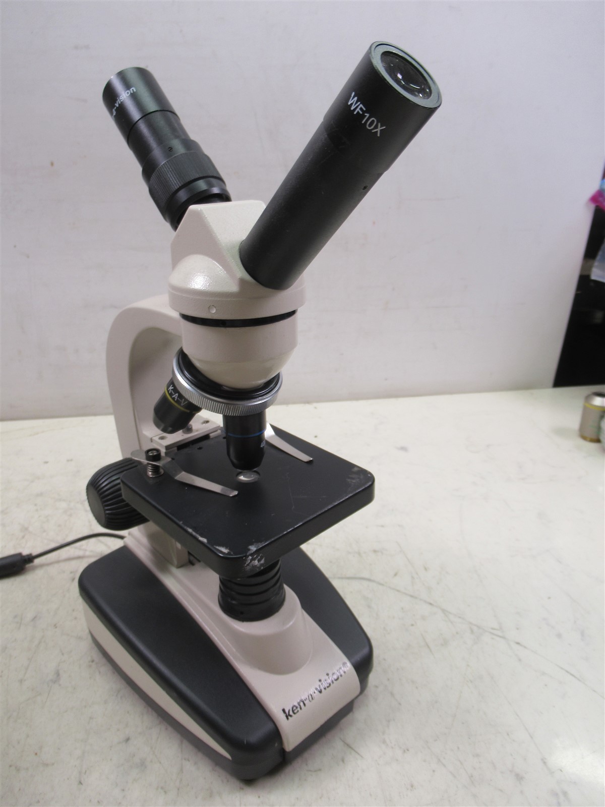 Ken-a-Vision T-1202C Cordless Compound Microscope Dual Opposing Head