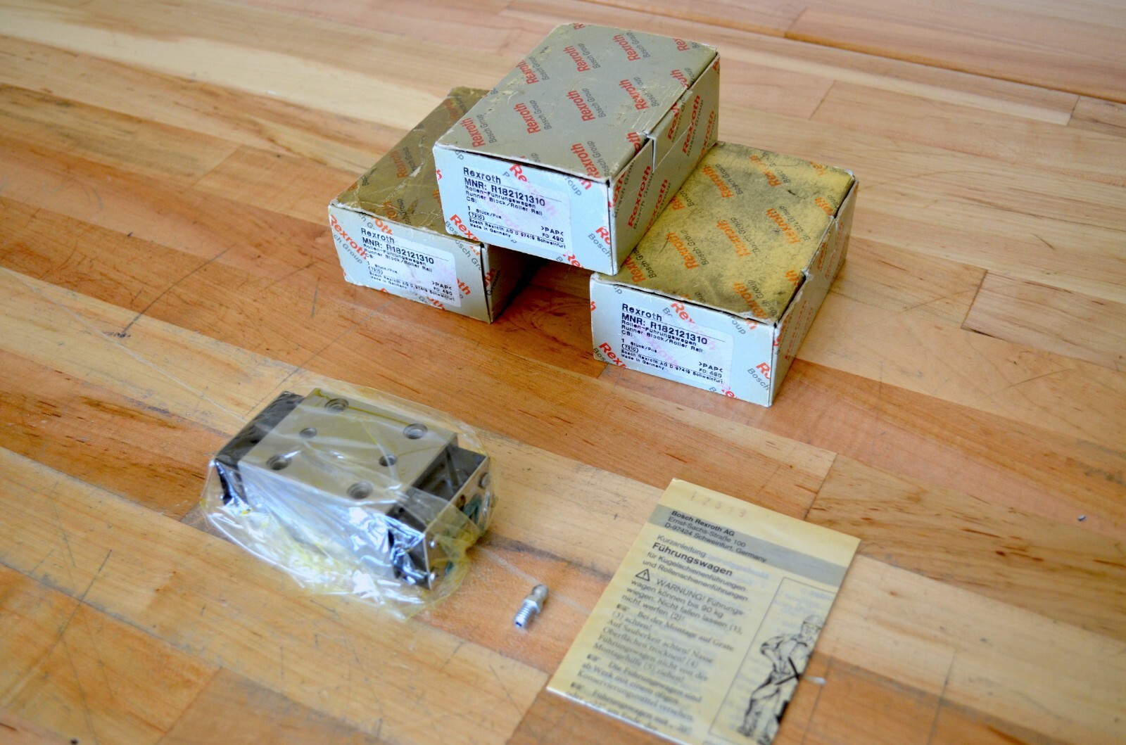 NEW Rexroth R182121310 Size25 Linear Roller Rail Bearing Runner Blocks - THK CNC