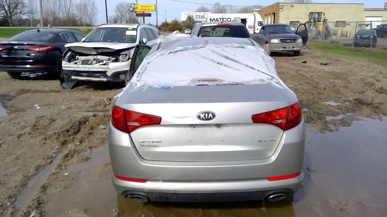 Passenger Tail Light EX Quarter Panel Mounted Fits 11-13 OPTIMA 4545908