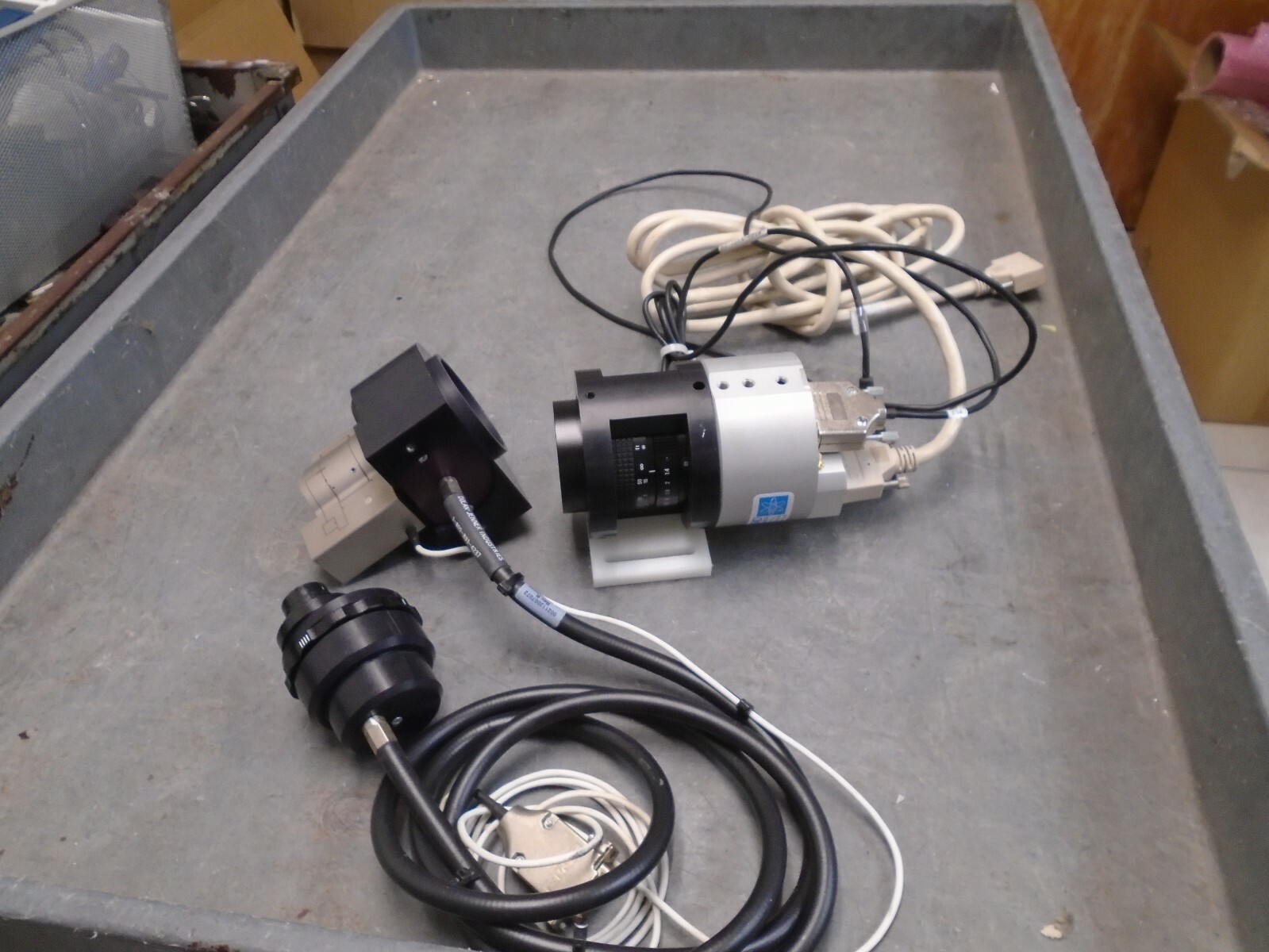 VDS Vosskuhler CCD-1300B scan camera with attachment