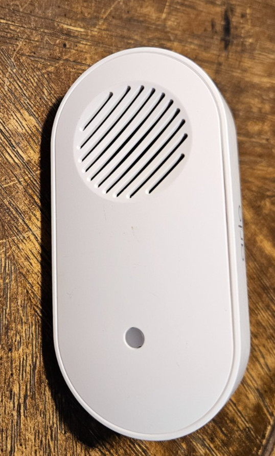 Arlo AC2001 Wireless Wi-Fi Smart Doorbell Chime White Plug-In Built-in Speakers