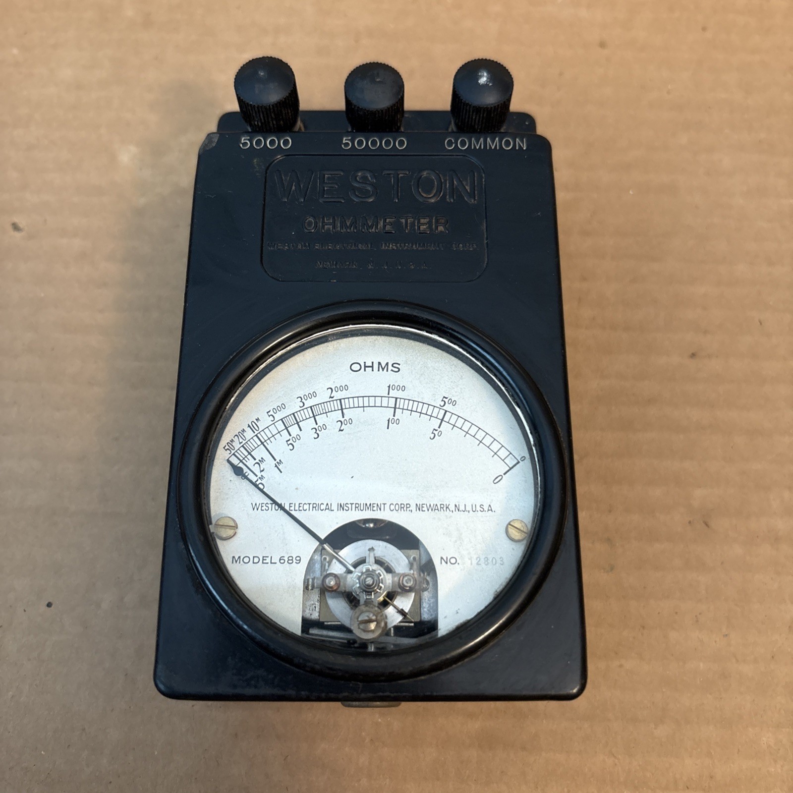 Vintage Weston 687 Output Voltmeter Ohmmeter Meter
