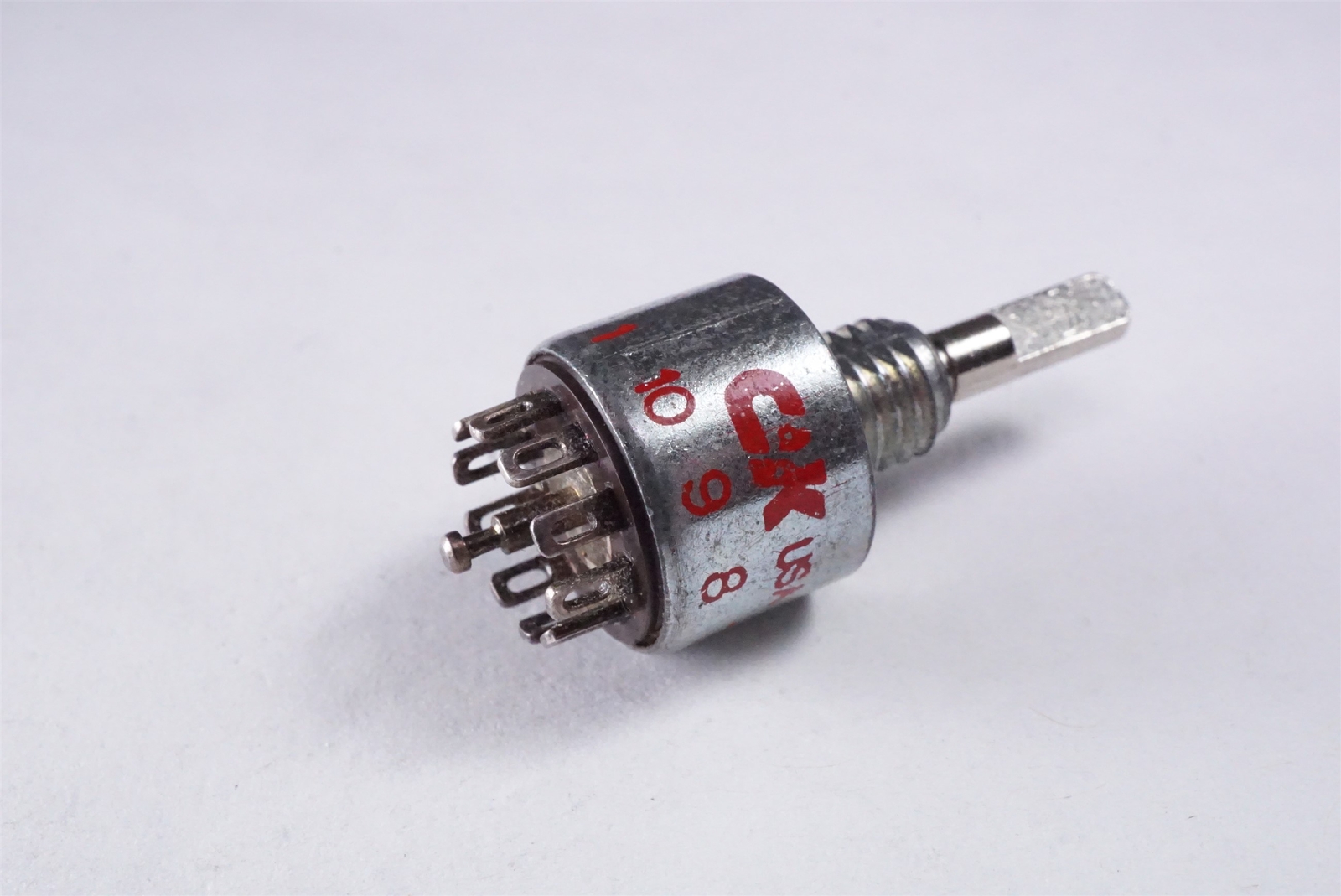 MA05L1NZQD C&K 1/2" Rotary Switch 36° 5 Position 10 Solder Lug Silver NOS