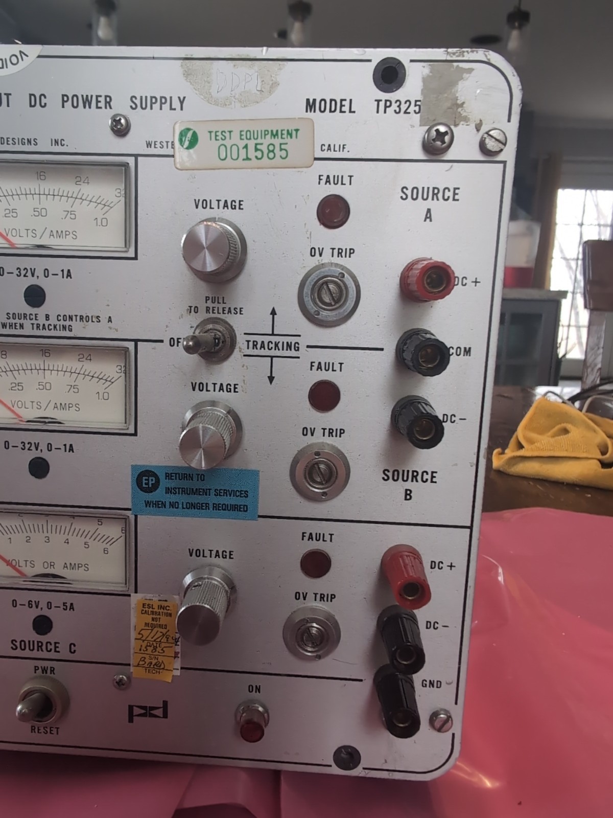 Triple Output DC Power Supply Model TP330