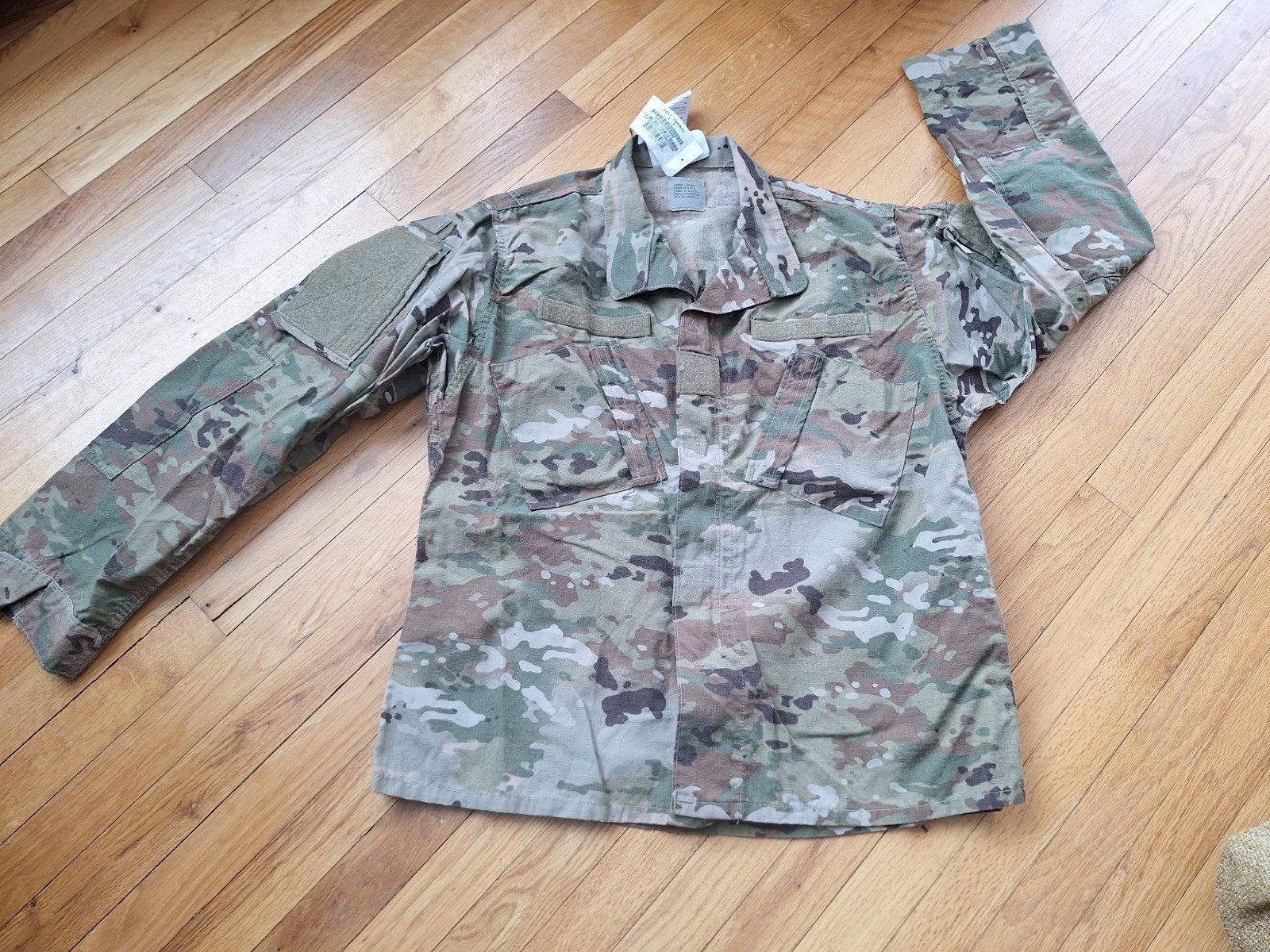 Coat, Army Combat Uniform LARGE Short Shirt 8415-01-598-9995 Fire Resistant A