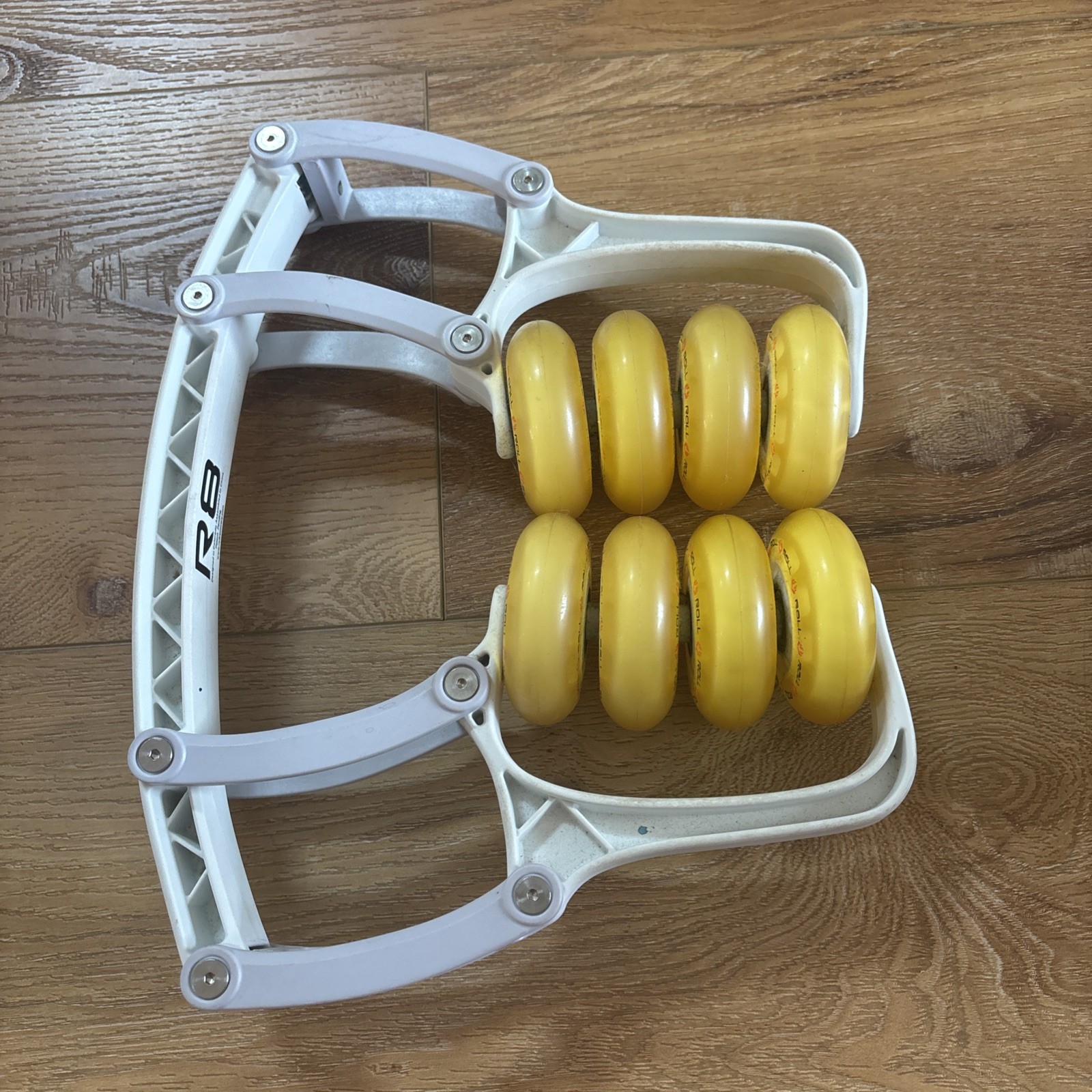 R8 Roll Recovery Deep Tissue Massage Roller 8 wheel