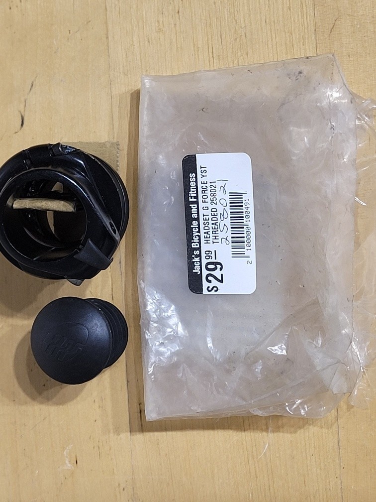 NOS Headset YST 1-1/8" G-Force Threaded Black