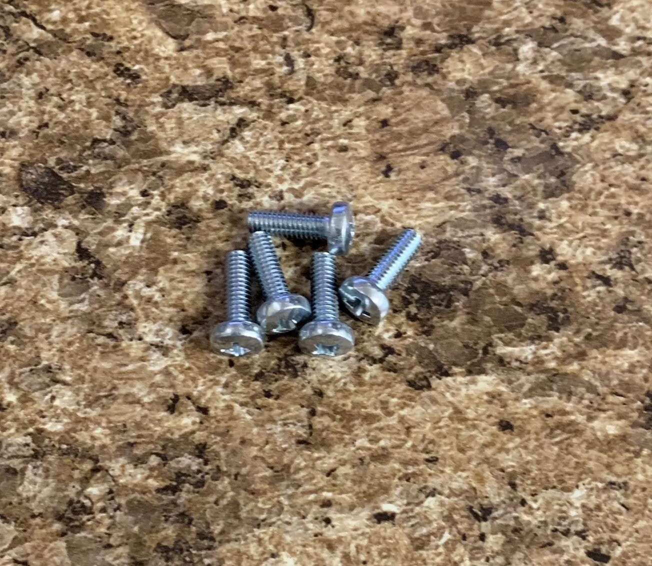 CATERPILLAR 8T-0337 SCREW (5pcs = 1 lot)