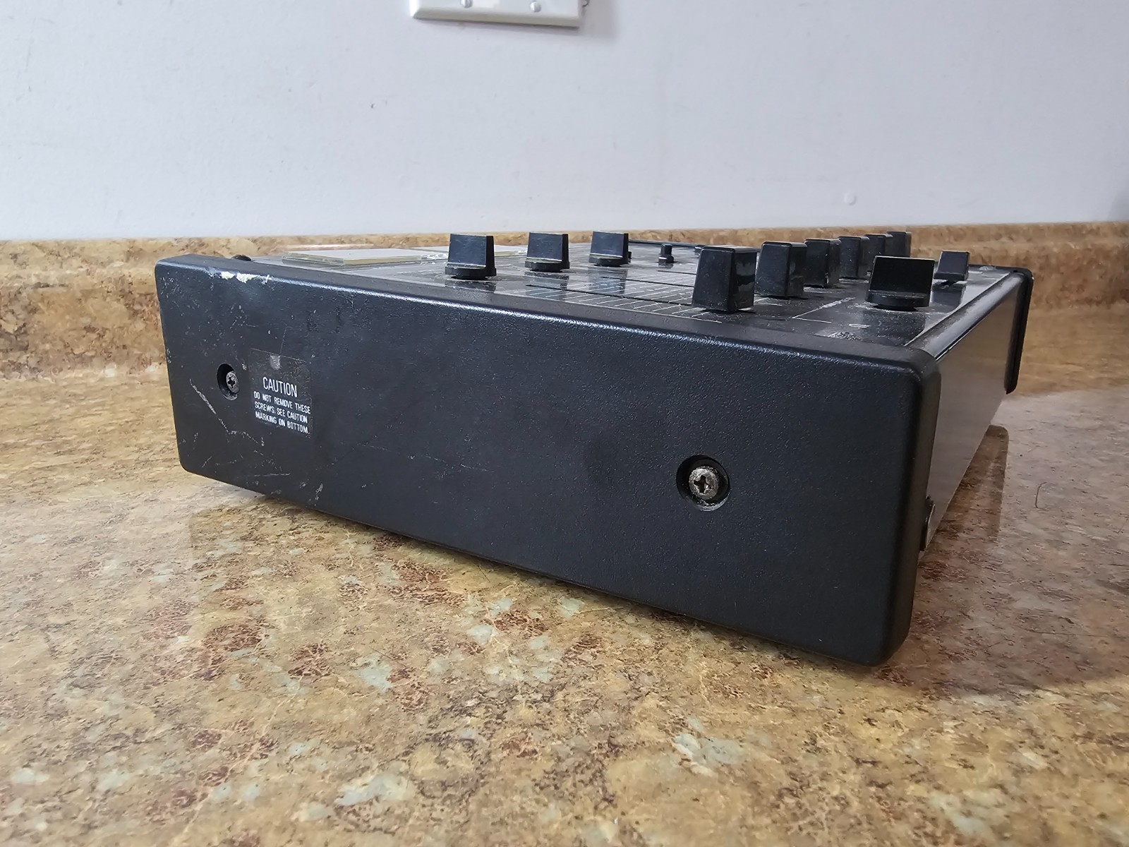 Realistic Stereo Mixing Console Vintage Model 32-1200B Pre-owned