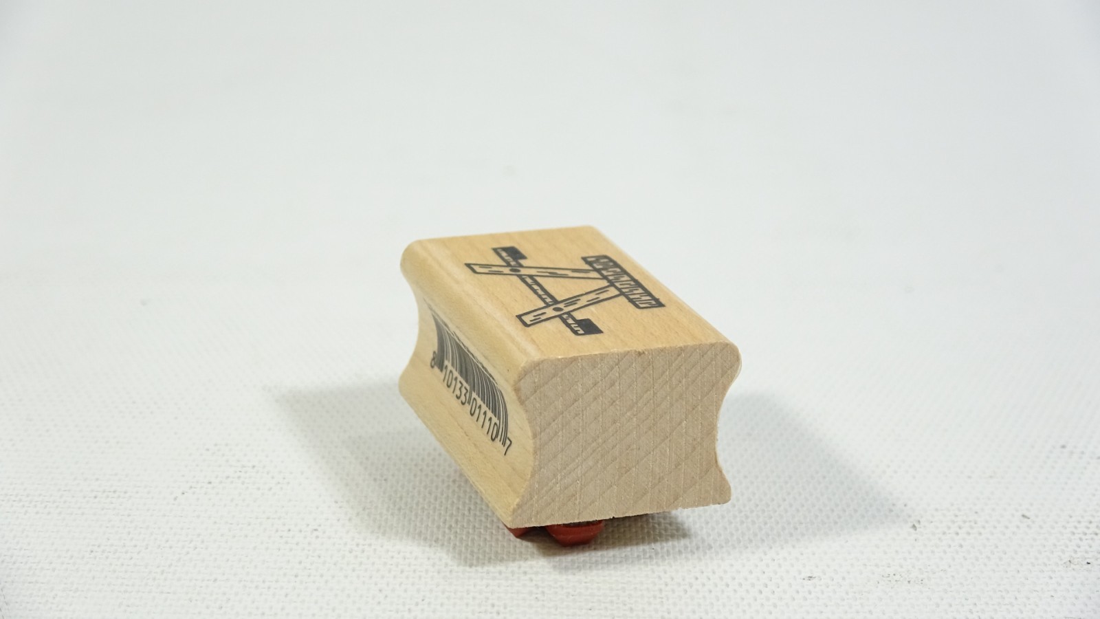 A Muse Picnic Wood Table Rubber Stamp 2-7124C