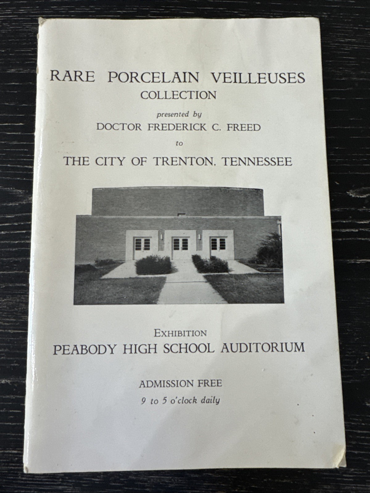 Rare Porcelain Veilleuses Collection Exhibit Booklet 1958 SC/Illust PO-VG+