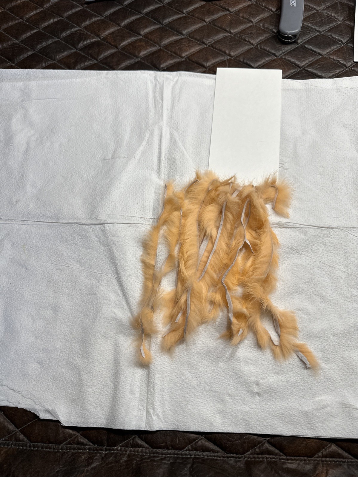 Rabbit Strips Cross Cut Bulk. 12  Pack  Peach/flesh/