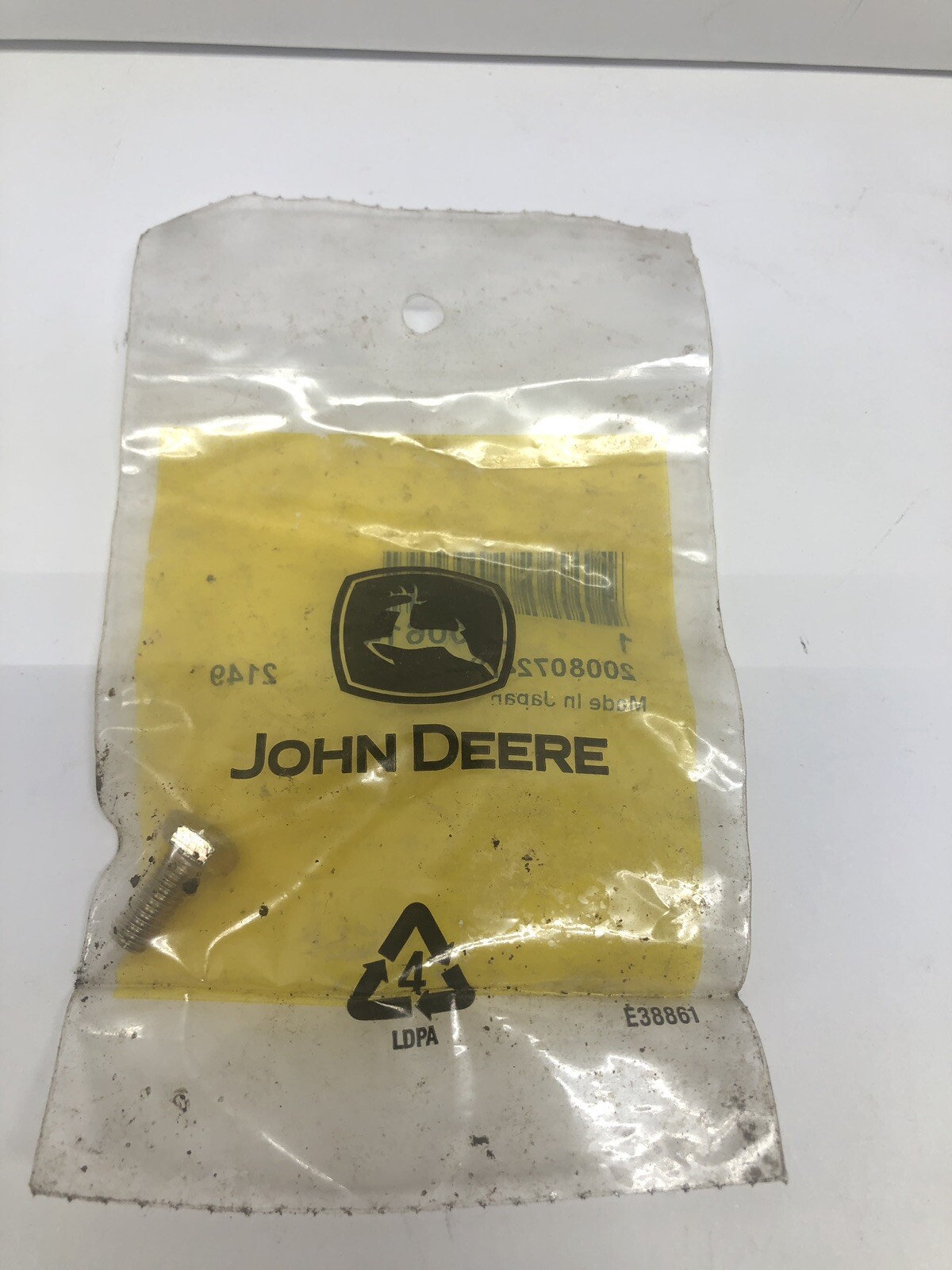 John Deere J900614 Bolt
