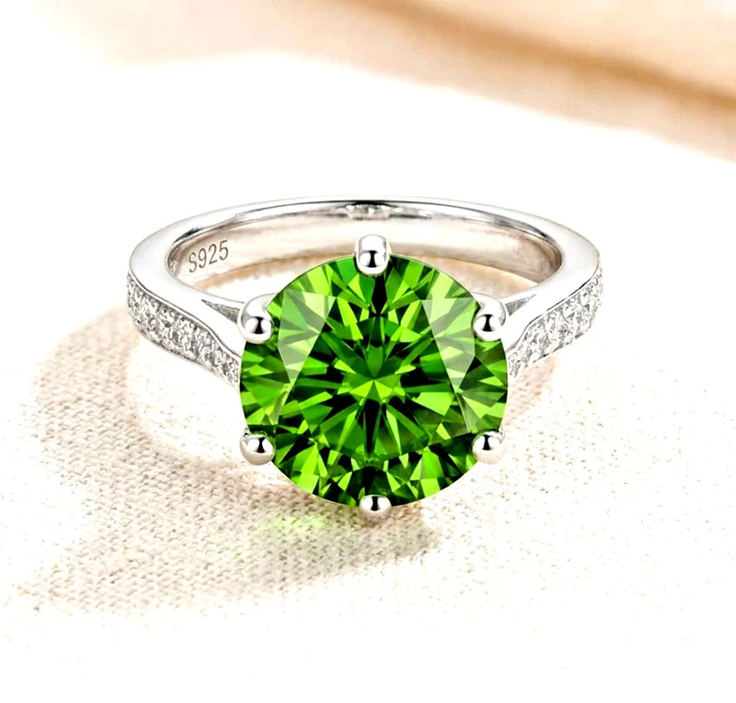 5.00 CT Certified Leaf Green Diamond Ring, Tariffs FREE & Matching Studs .