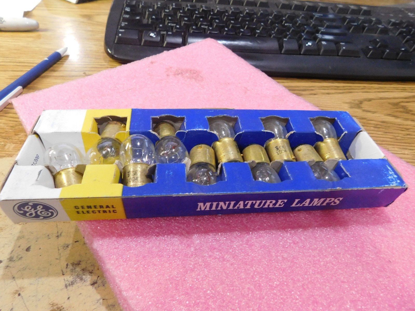 Lot of General Electric / GE Model: 1004 Lamps. Qty. 10.  New Old Stock