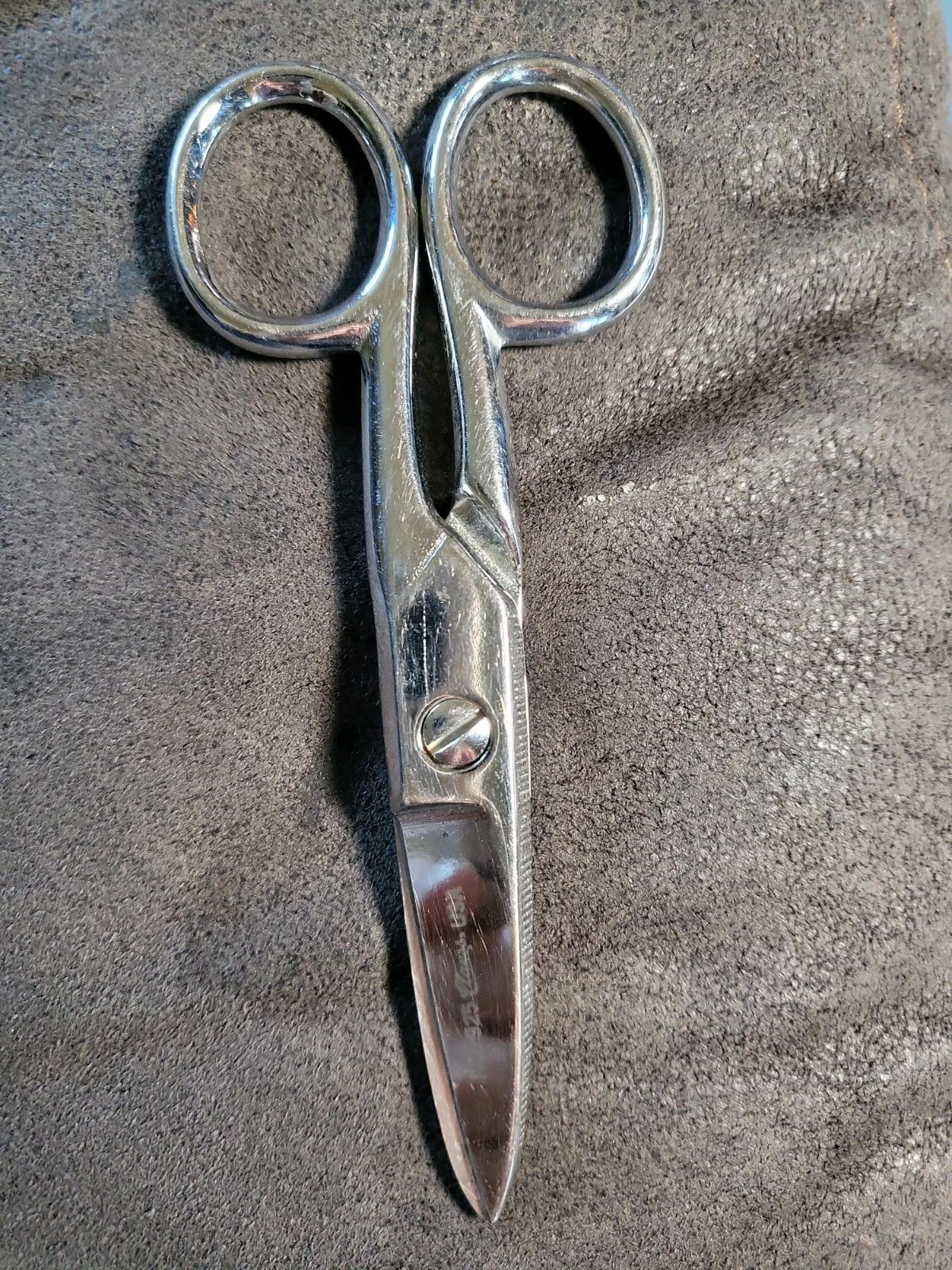 Clauss 5" Electrical Or Button Hole Scissors #925 - Made in the USA.