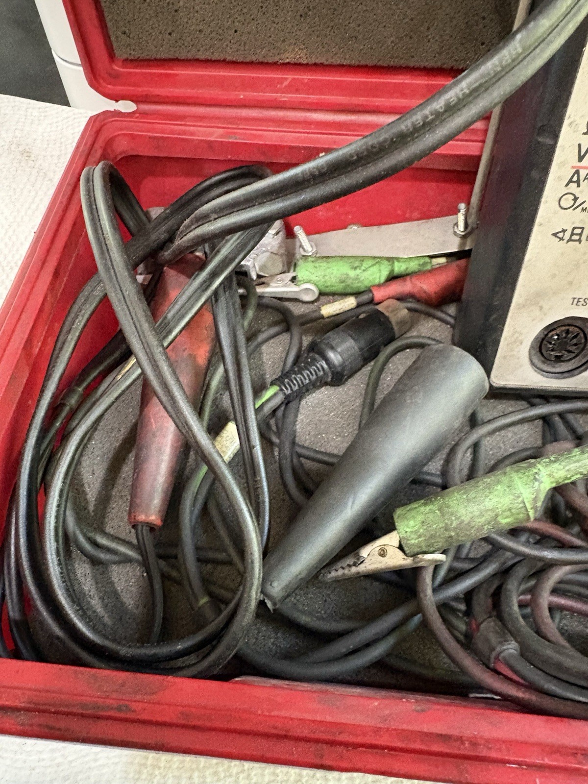 MAC tools ET3707 digital engine analyzer 10 megohms