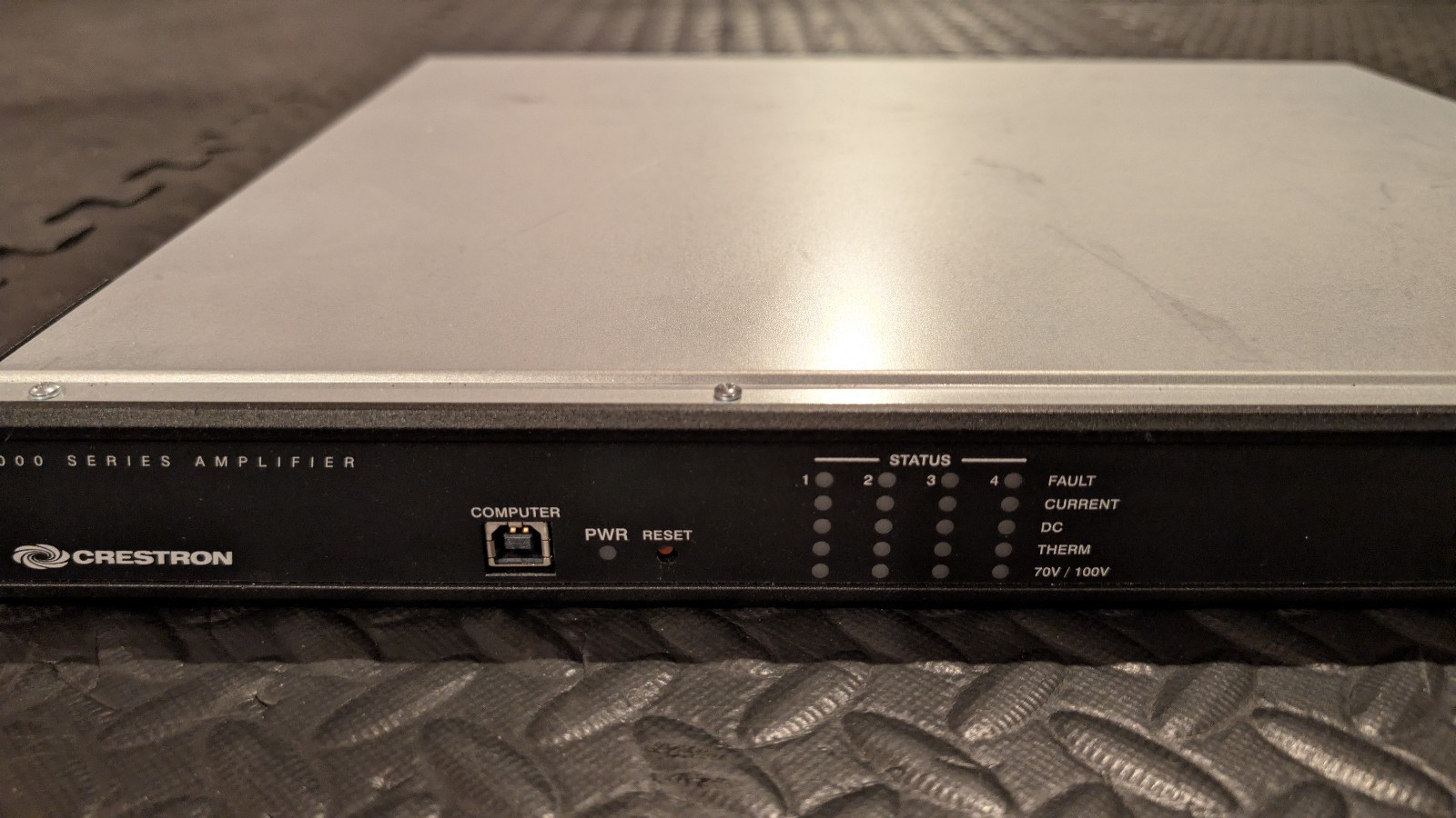 CRESTRON AMP-4600 4-Channel Rack Mount Power Amplifier
