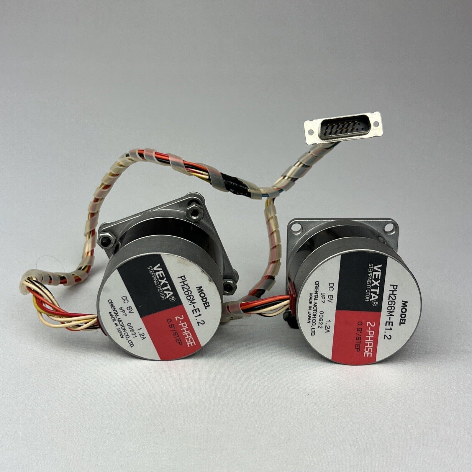 2 Vexta Stepping Motor 2- Phase 0.9*/step Model PH266M- E1.2 DC 6V 1.2A