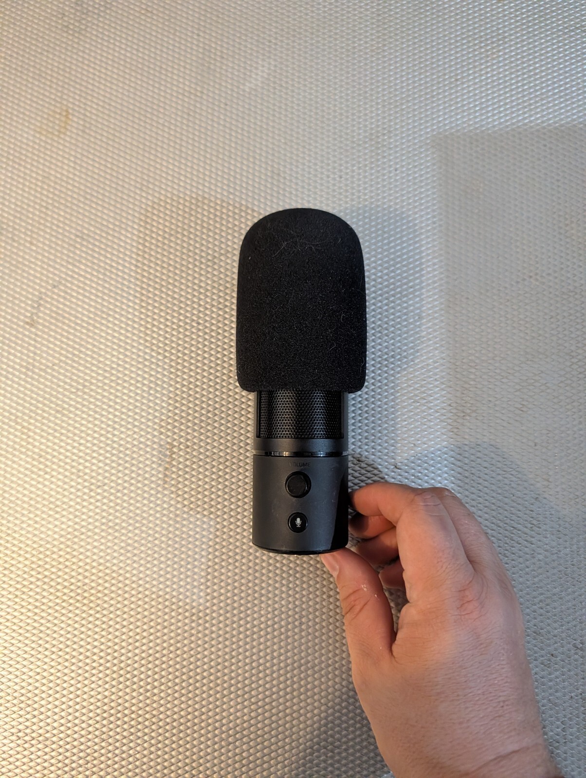 Razer Seiren X USB Streaming Microphone - Black