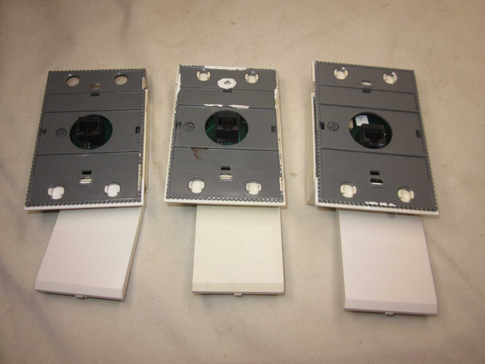 3 untested Johnson Controls TE-6411w-1100 METASTAT THERMOSTAT Temperature Sensor