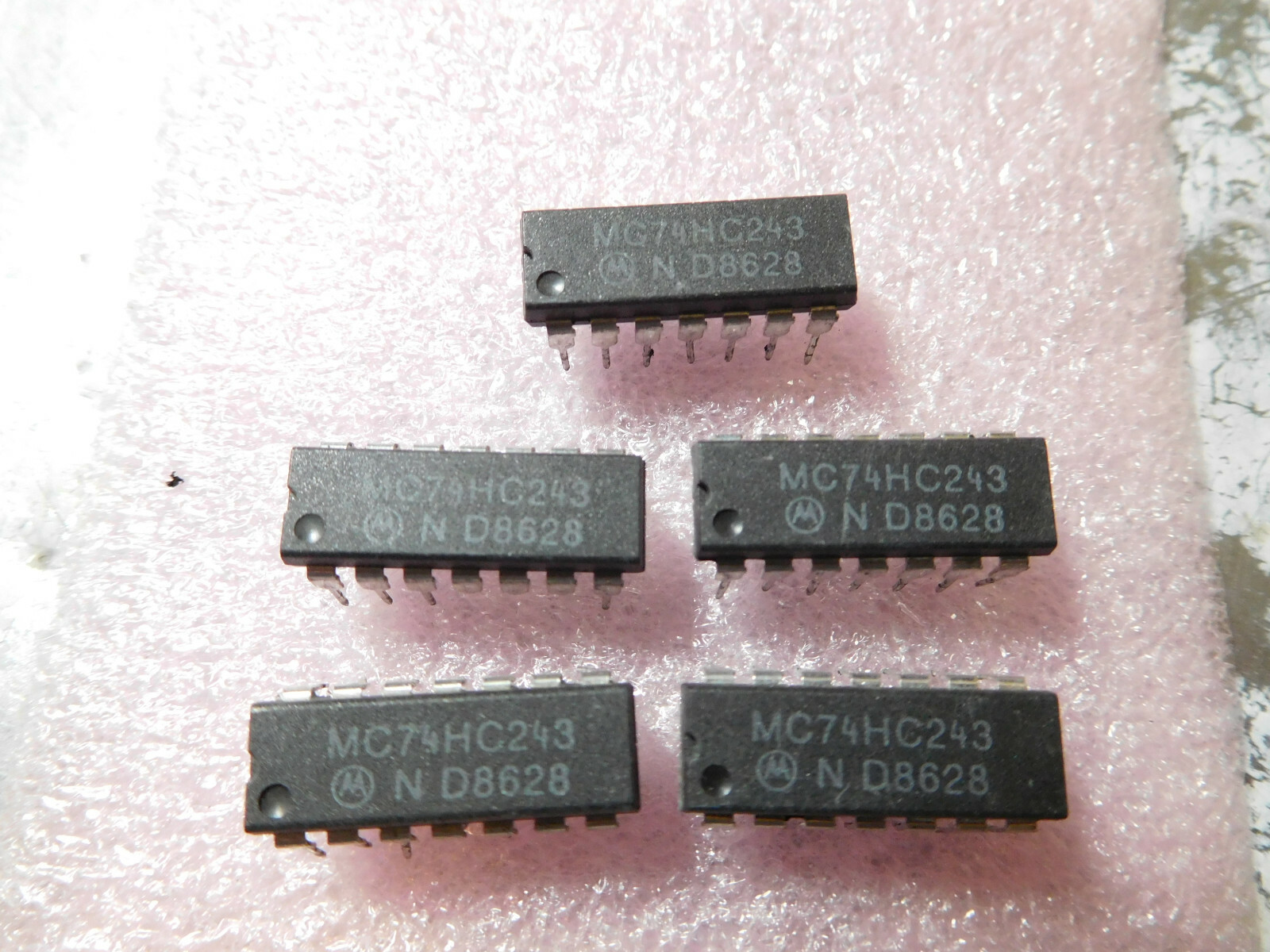 Lot of 5: 74HC243 IC DIP (74243 series) - USA Seller, fast shipping!  TEST GOOD