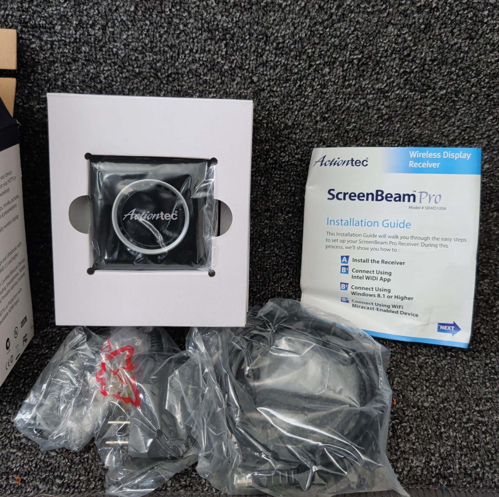 ACTIONTEC SBWD100A SCREENBEAM PRO - WIRELESS DISPLAY RECEIVER New Open Box