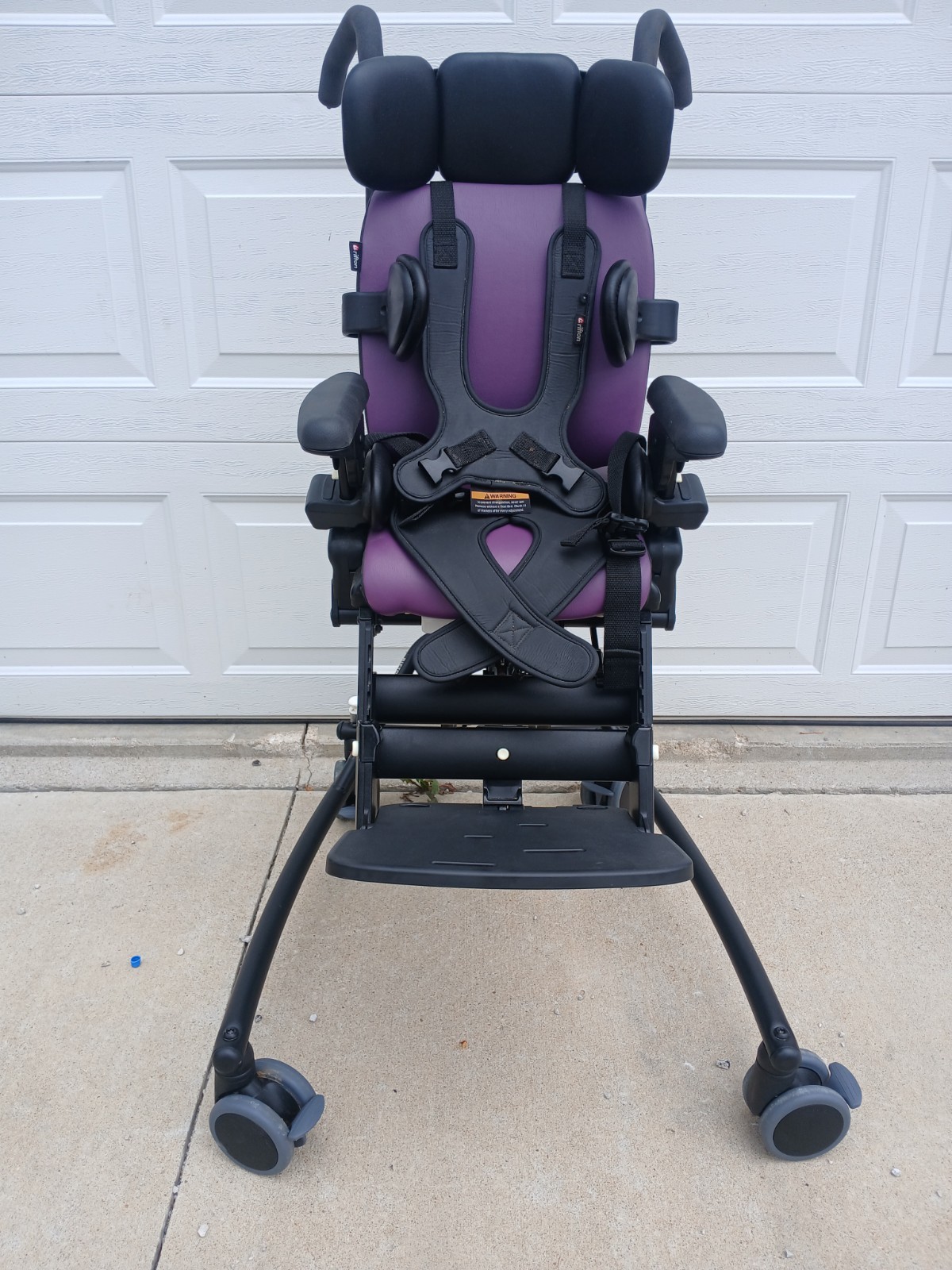 Rifton Activity Chair 830 Small Weight Limit 75lbs Hi/Low Chair