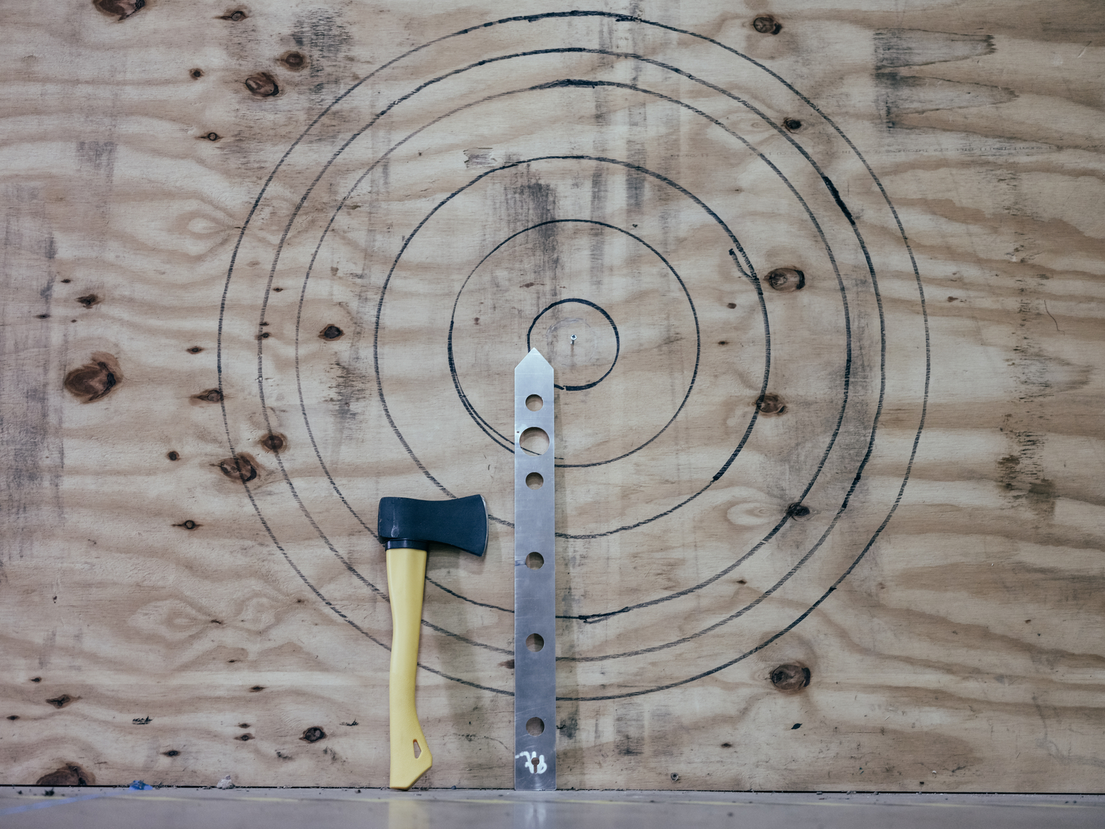 Swing Sports Axe Target Template Stencil - Throwing Knives and Axe Throwing Tool