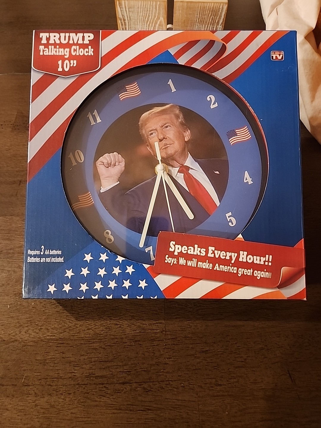 Trump Talking Clock 10" Speaks Each Hour Says We Will Make America Great Again!
